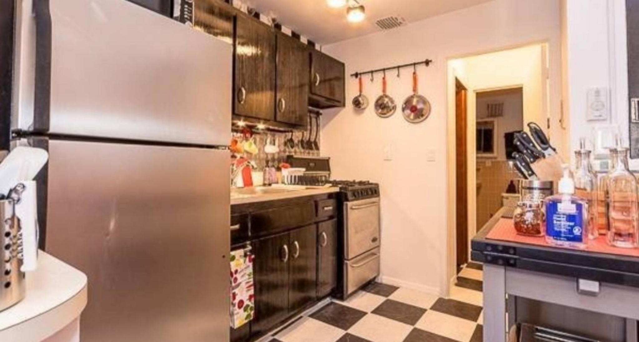 Studio Apartment photo 2