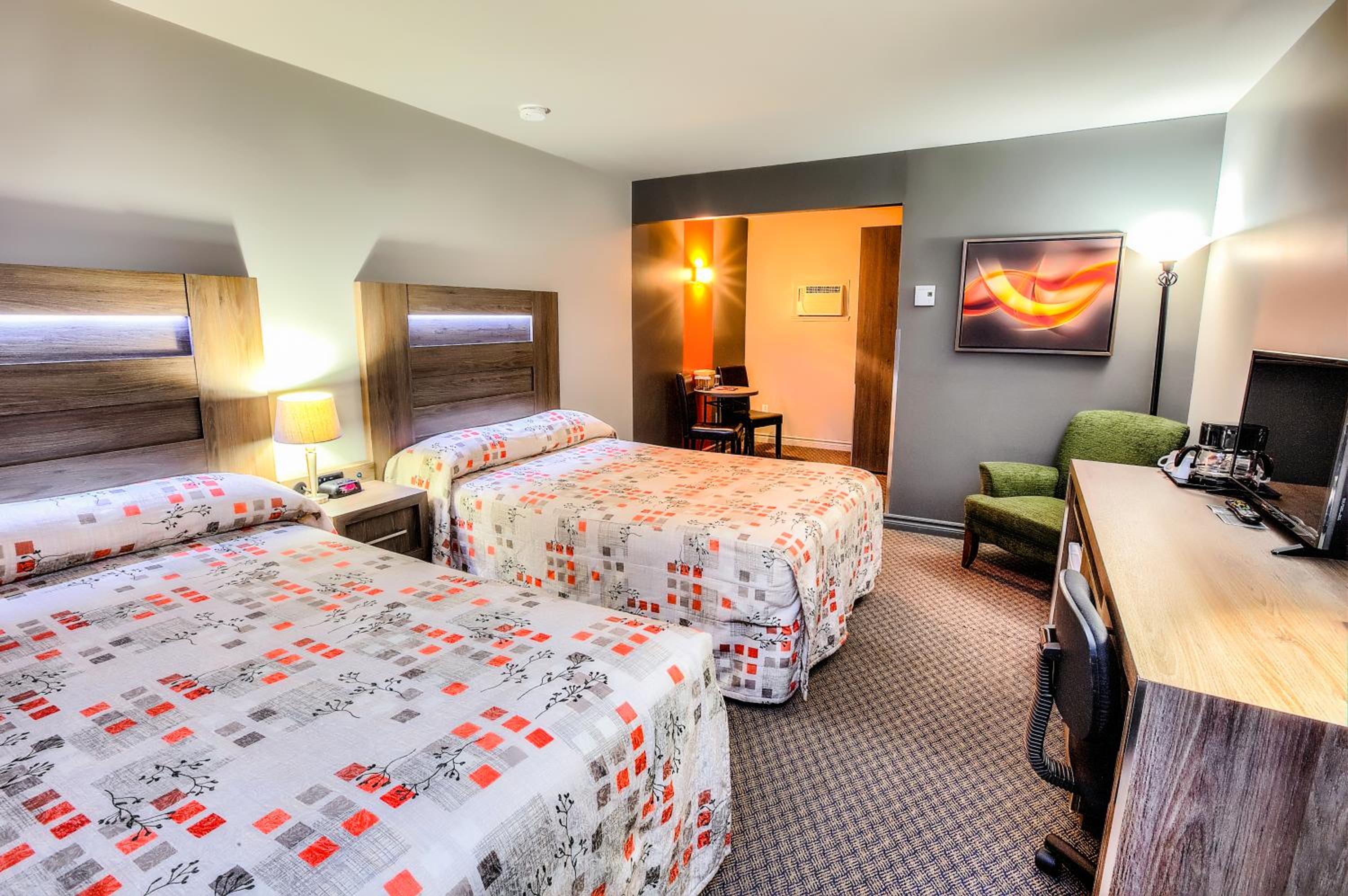 Standard Double Room with Two Double Beds - Photo 1