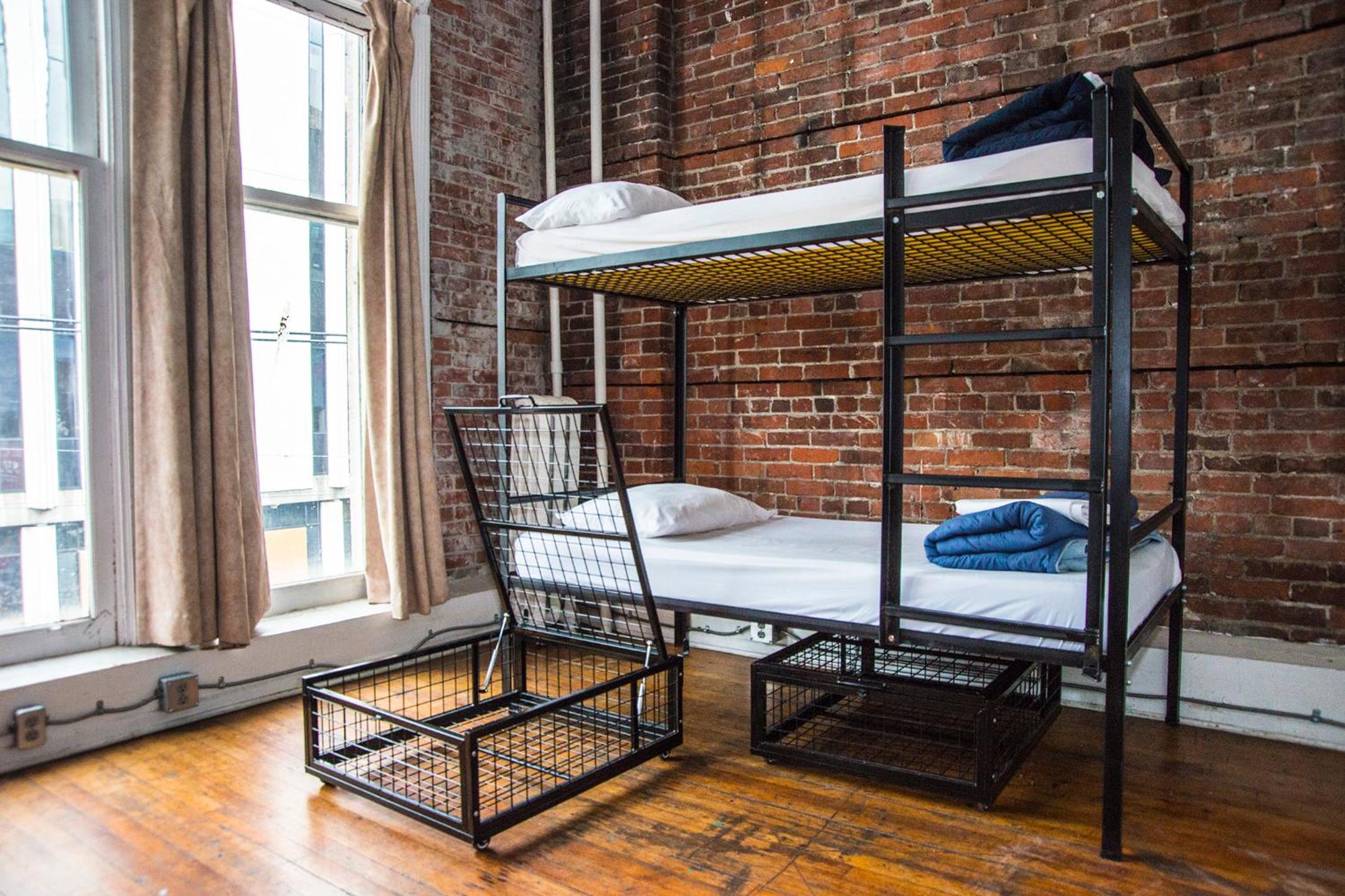 Bed in 4-Bed Mixed Dormitory Room photo 1