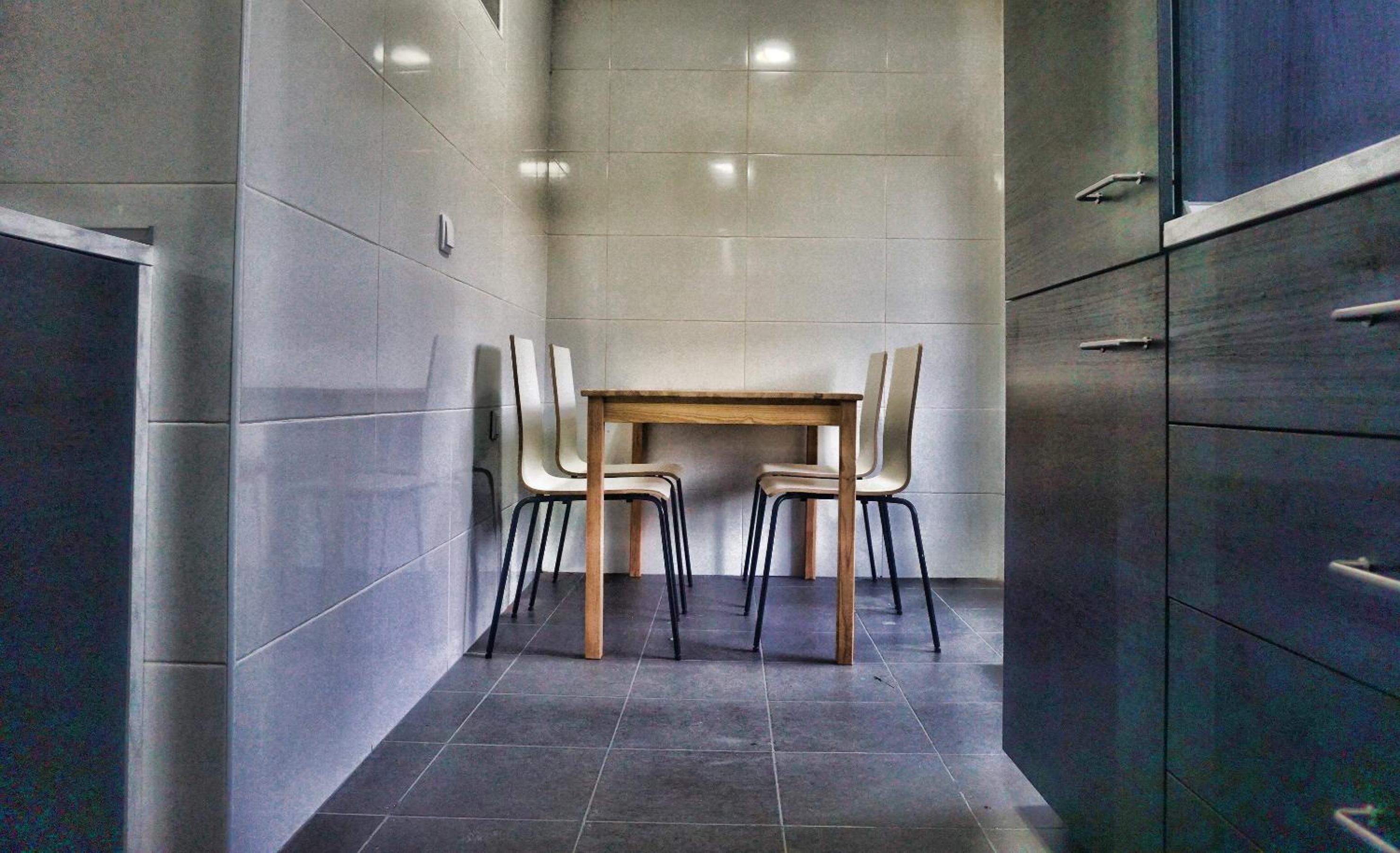 Budget Triple Room - Photo 17