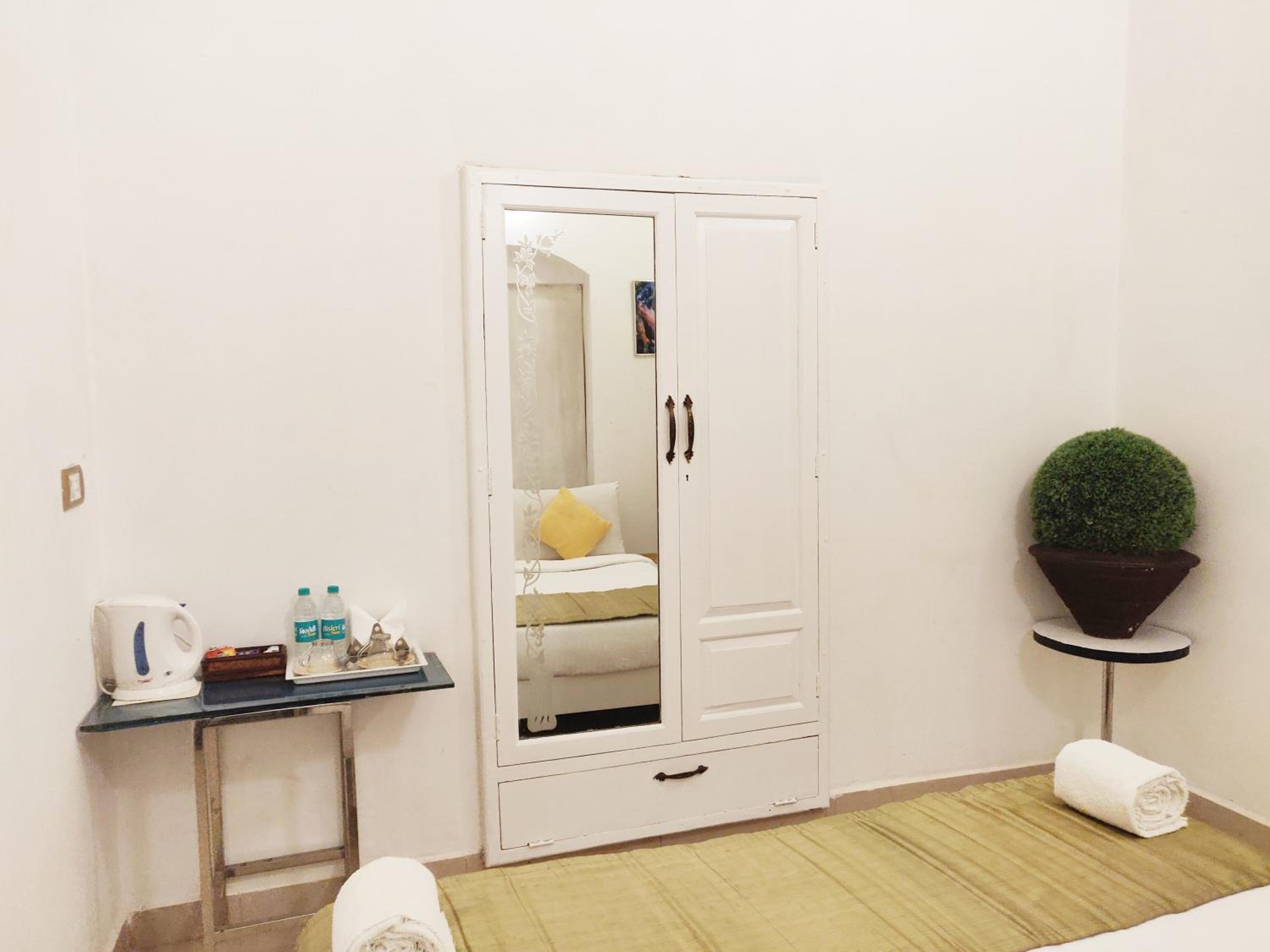 Deluxe Double Room - Photo 7