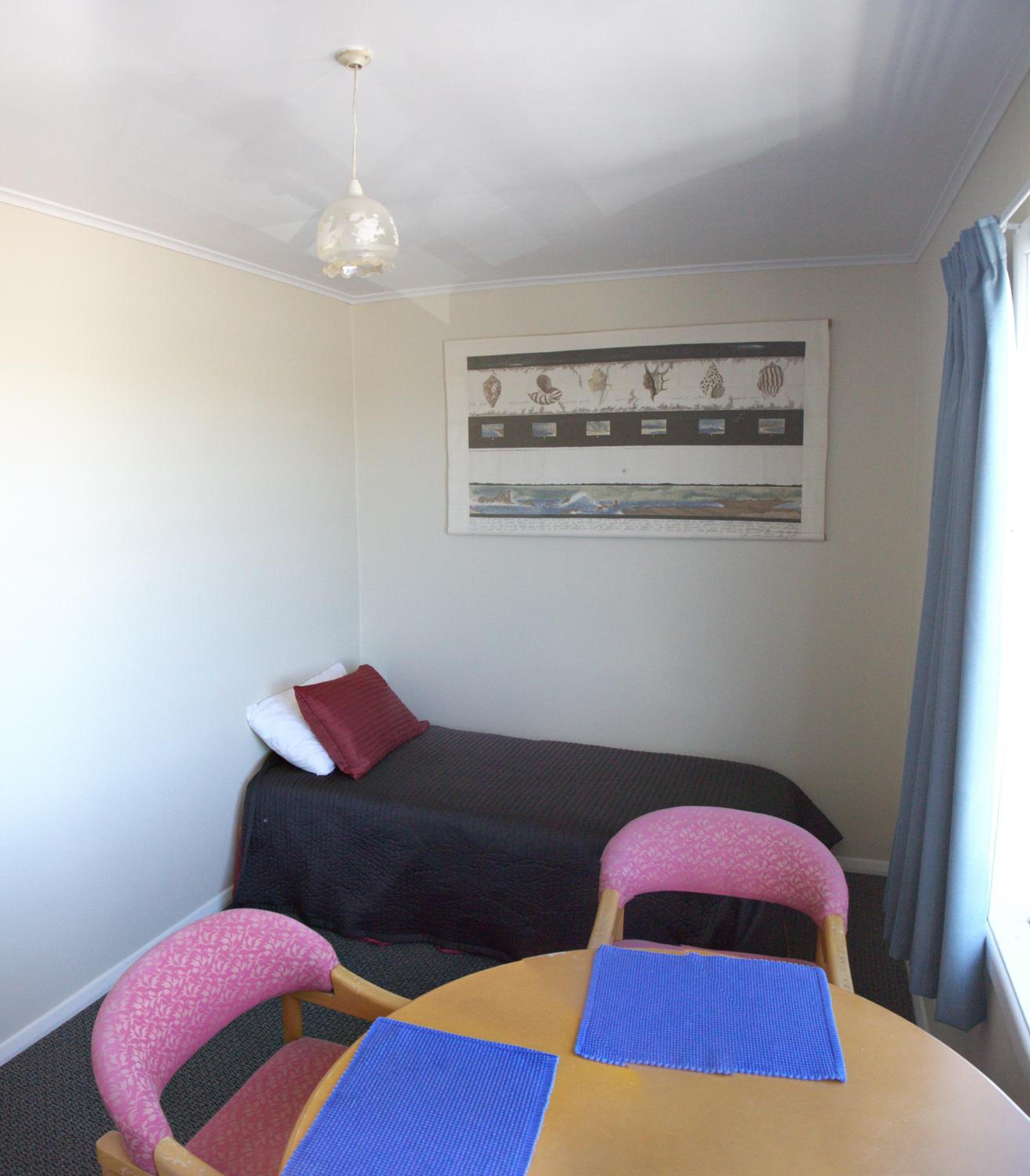 Deluxe Triple Room photo 2