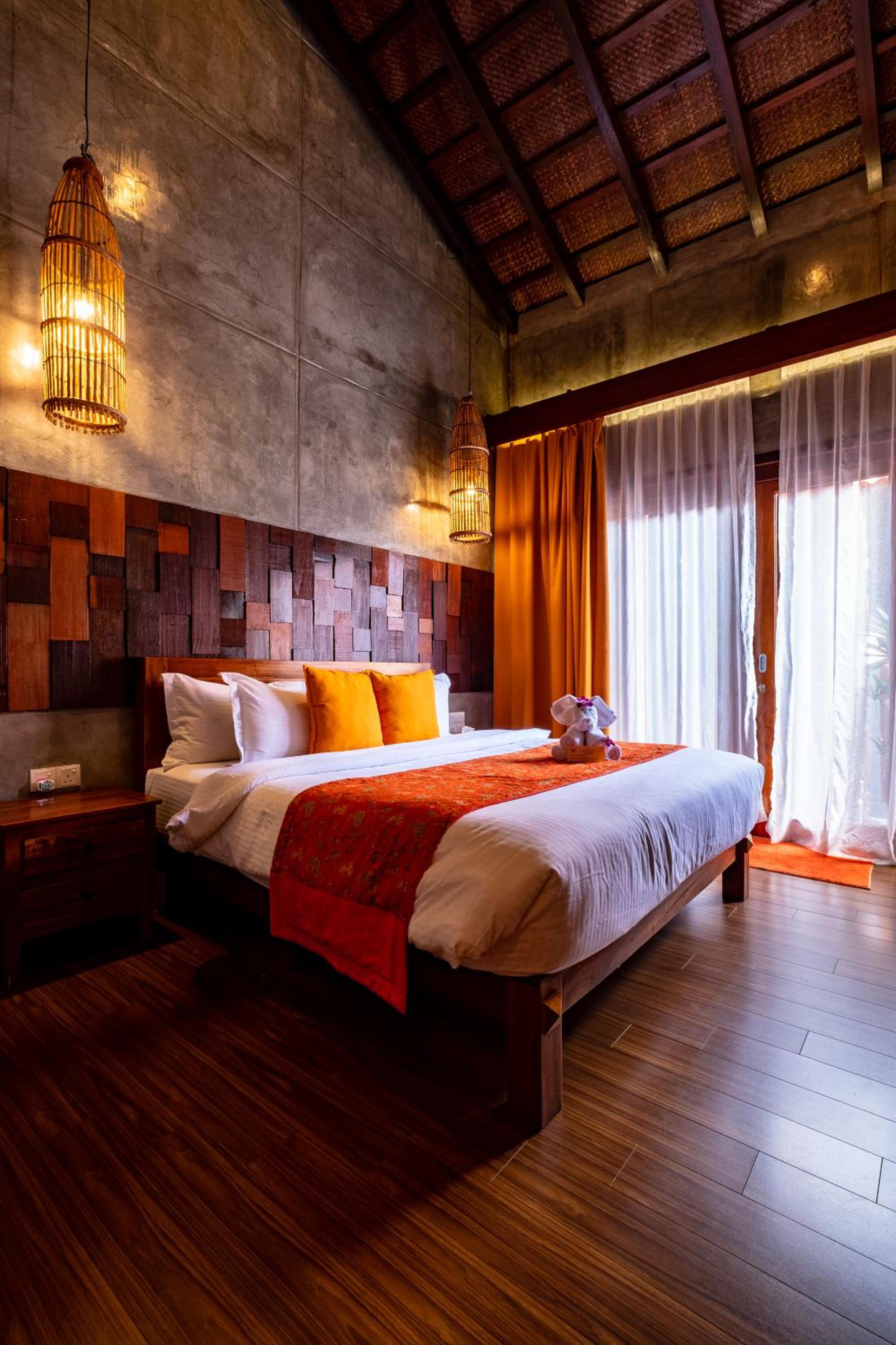 Standard Double Room with Bathtub photo 1
