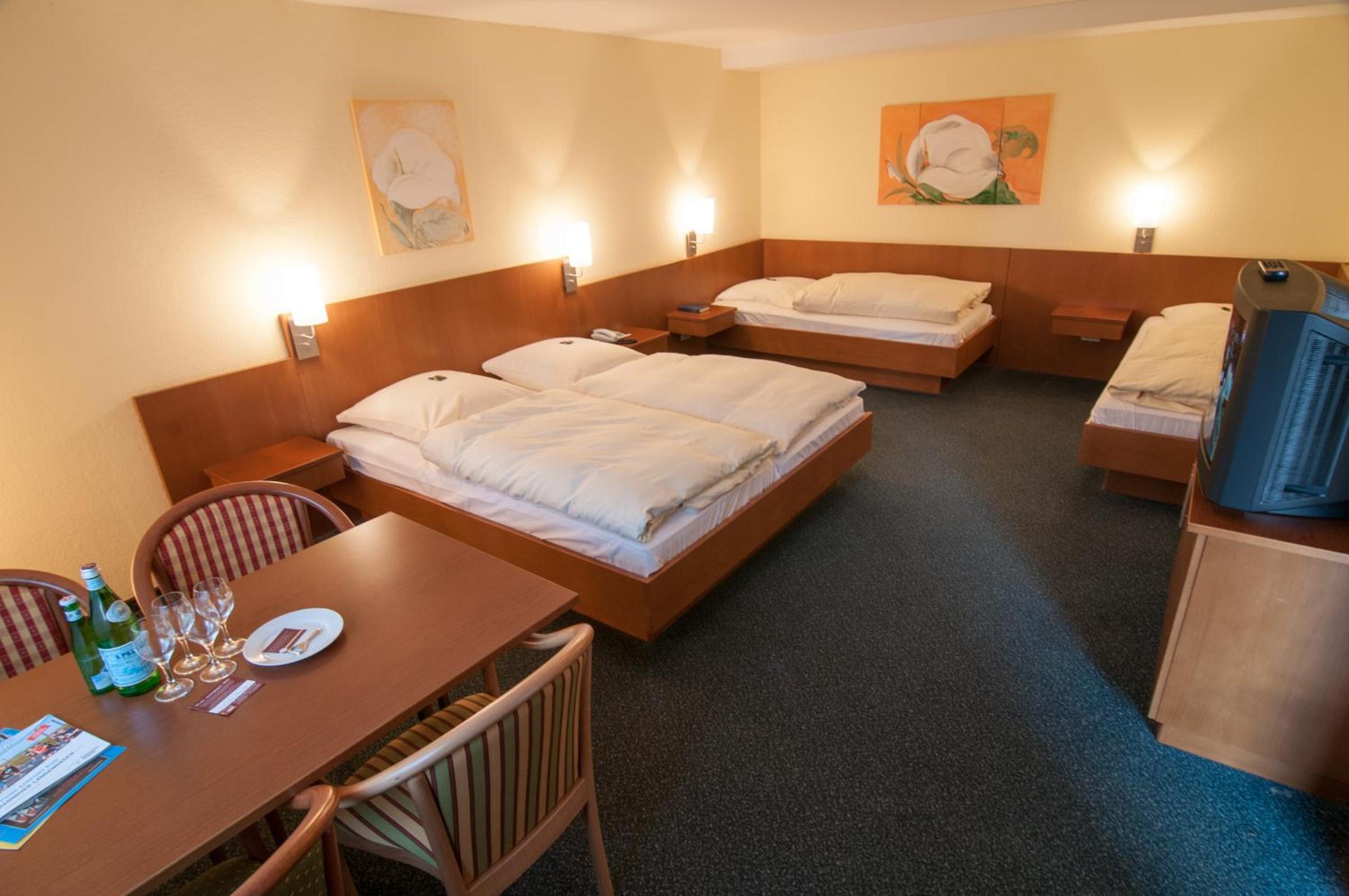 Quadruple Room  - Annex - Photo 2