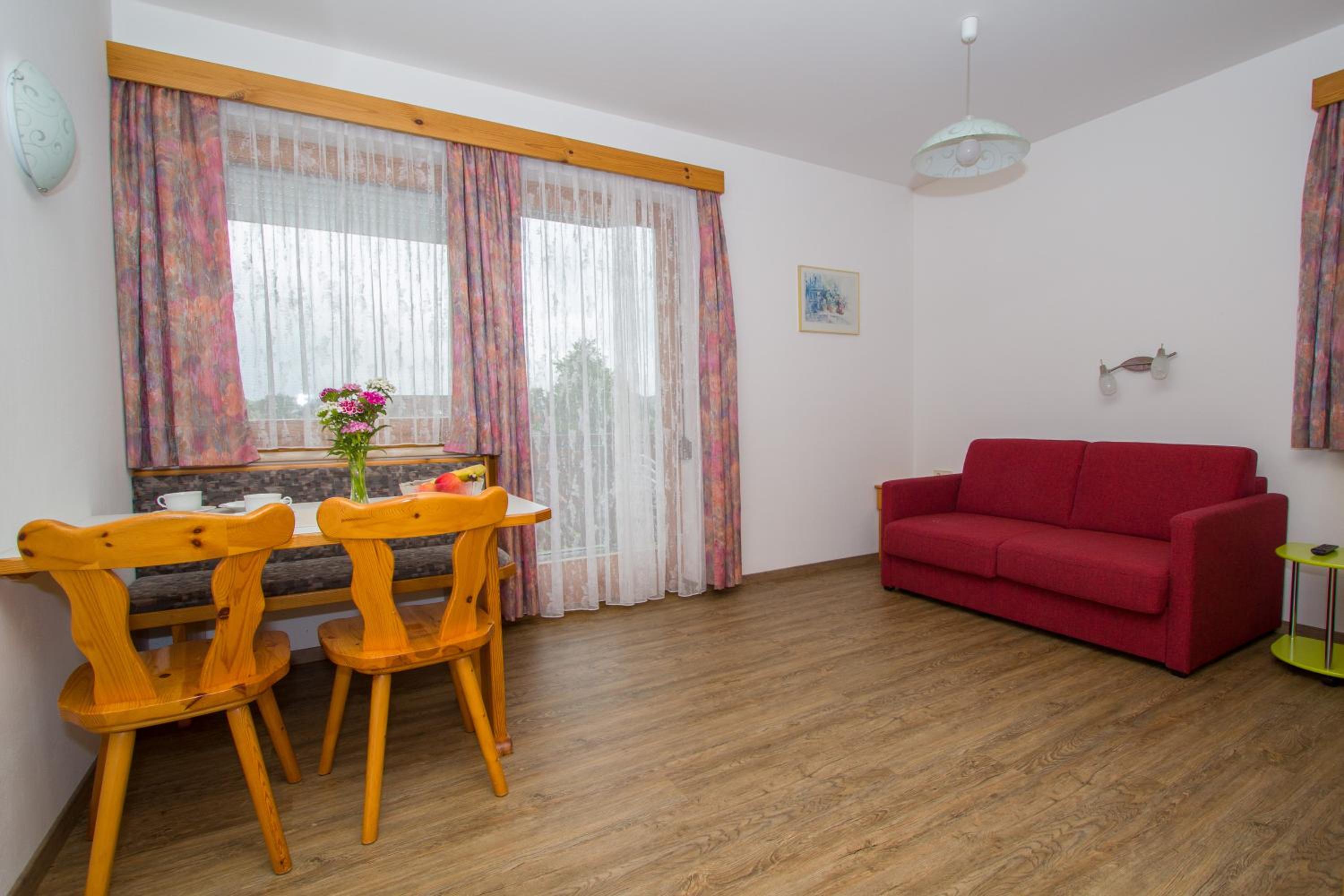 Apartment with Mountain View photo 1