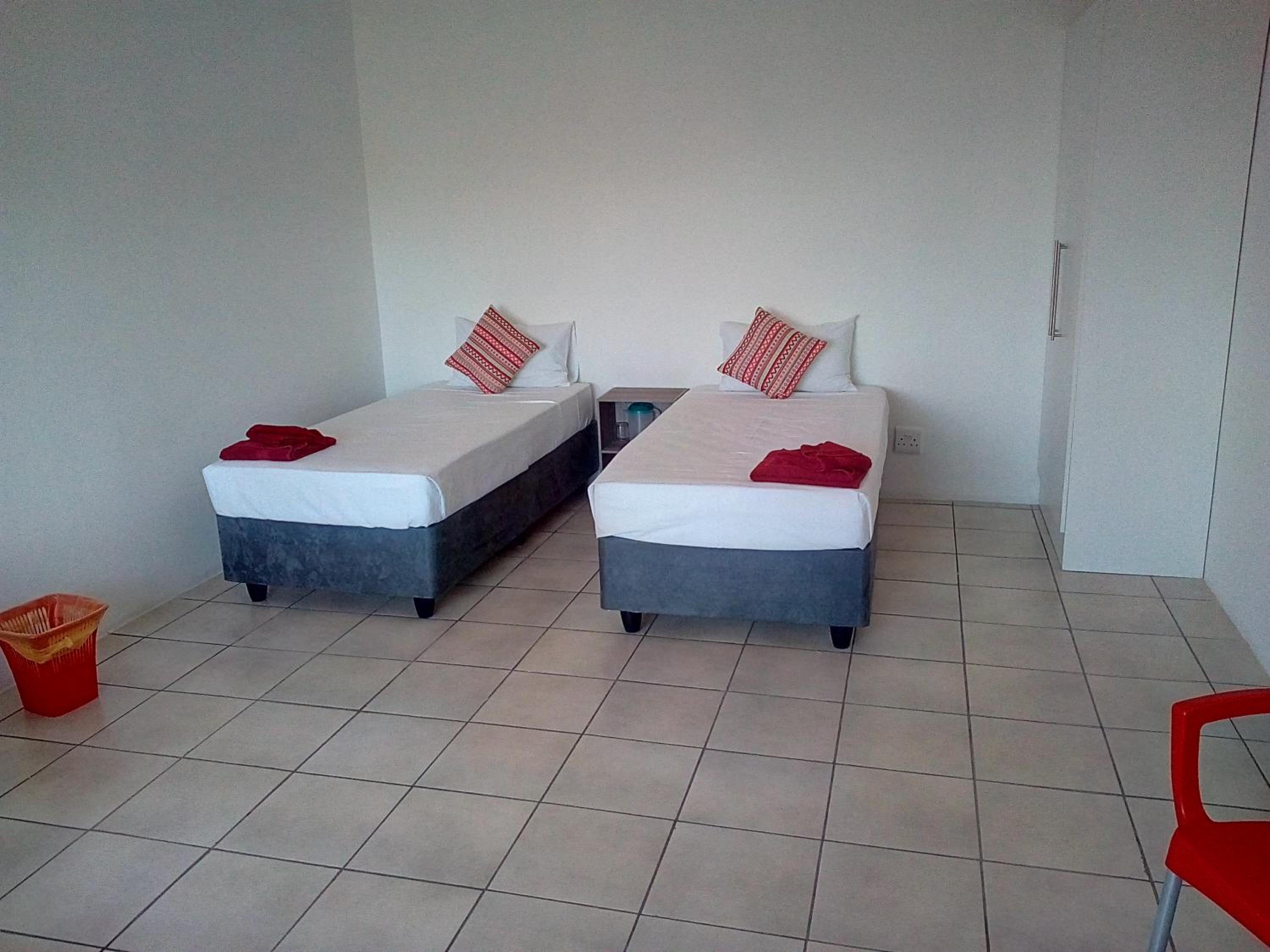 Deluxe Double or Twin Room - Photo 3