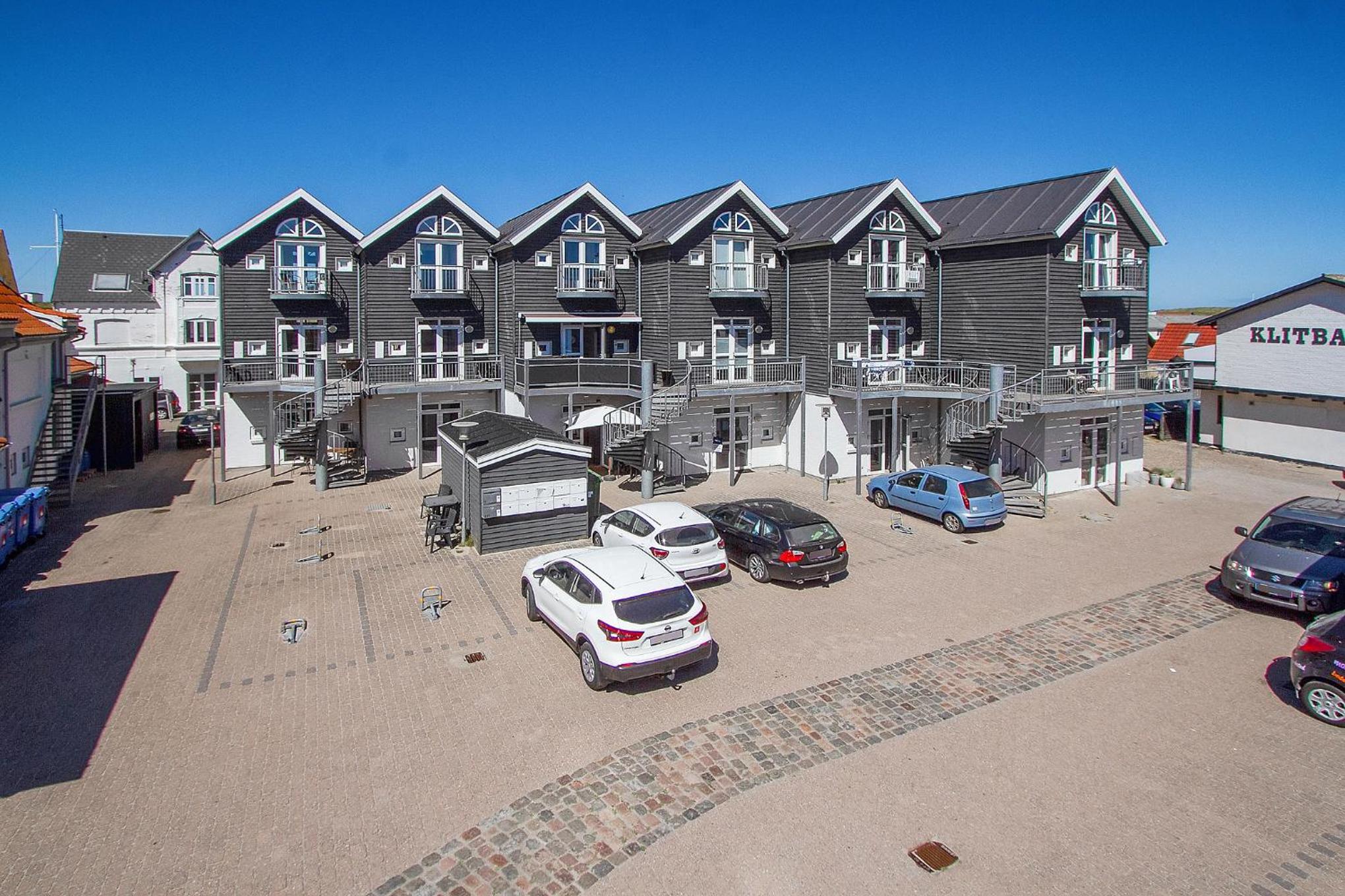 Deluxe Apartment thumbnail 5
