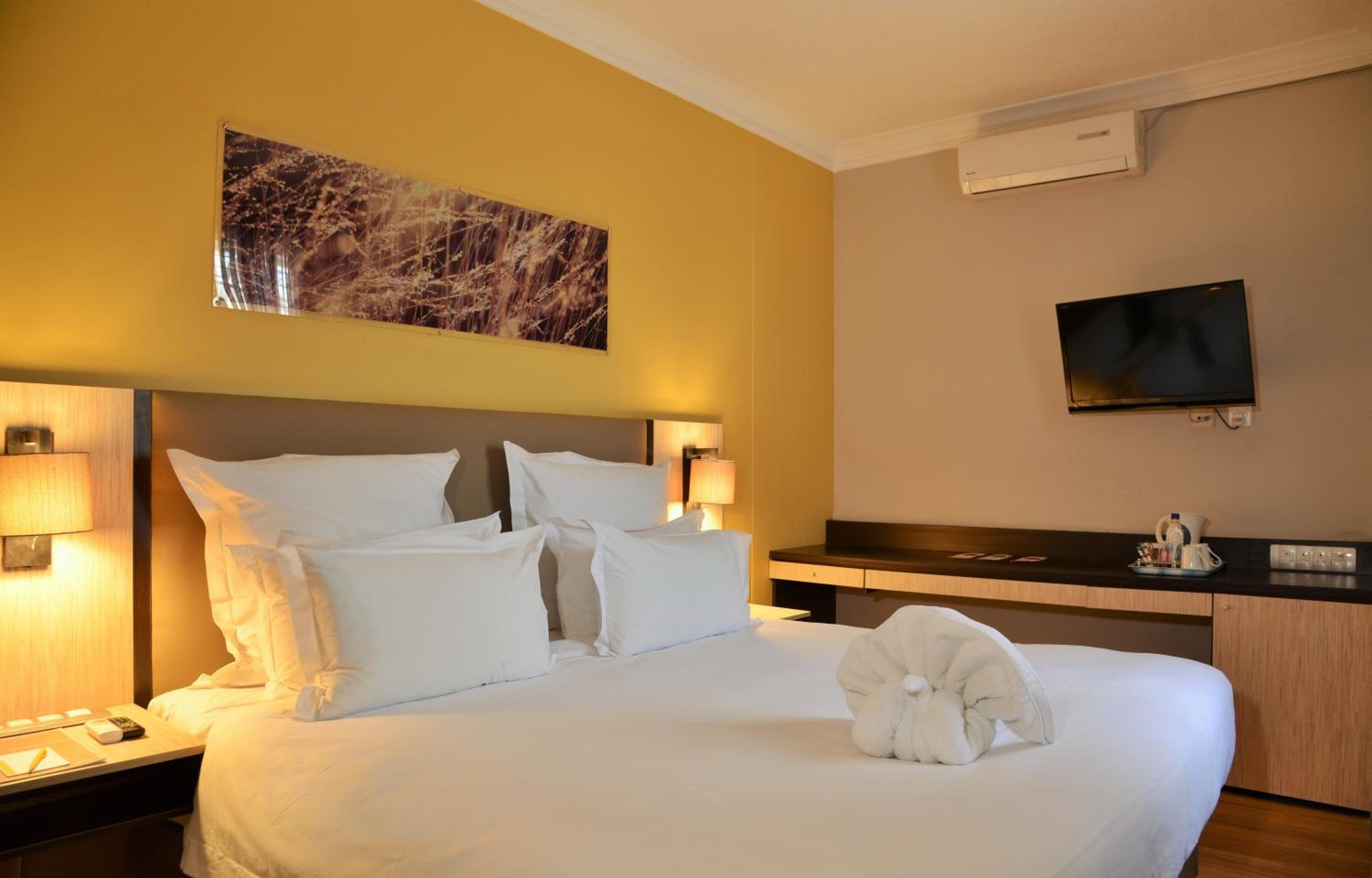 Double Room - Photo 3
