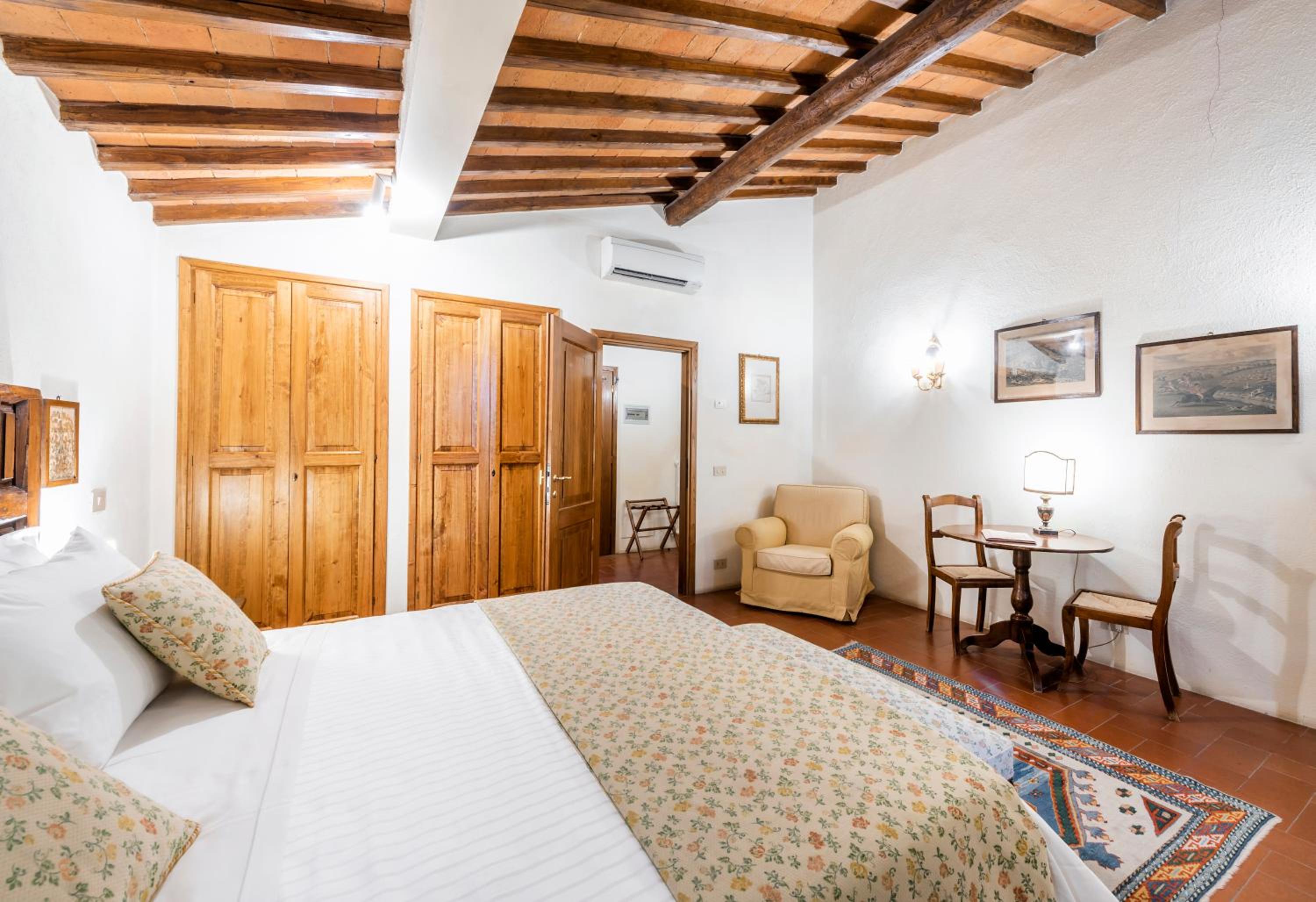 Deluxe Double Room - Photo 3