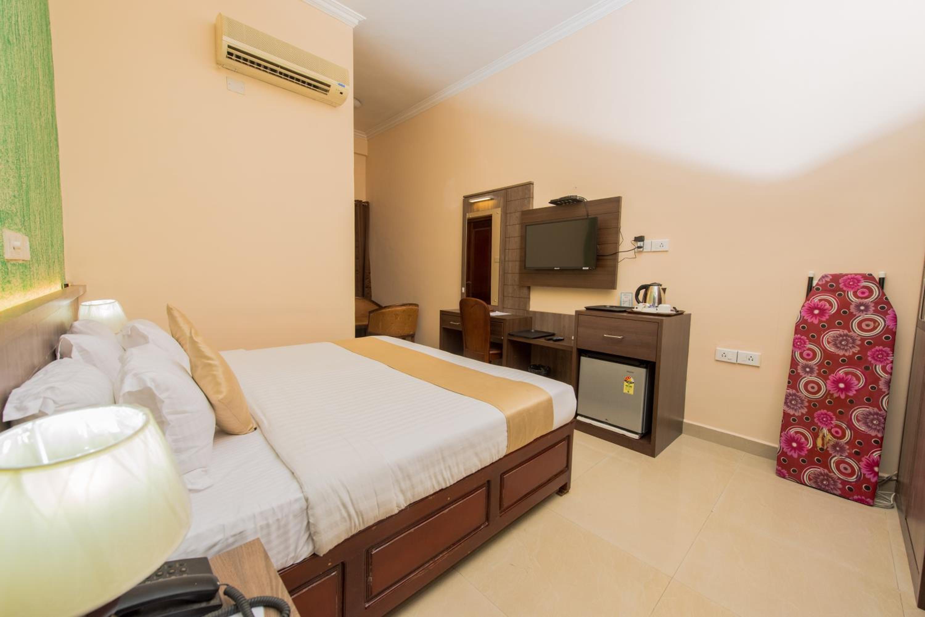 Deluxe Ac Room - Photo 3