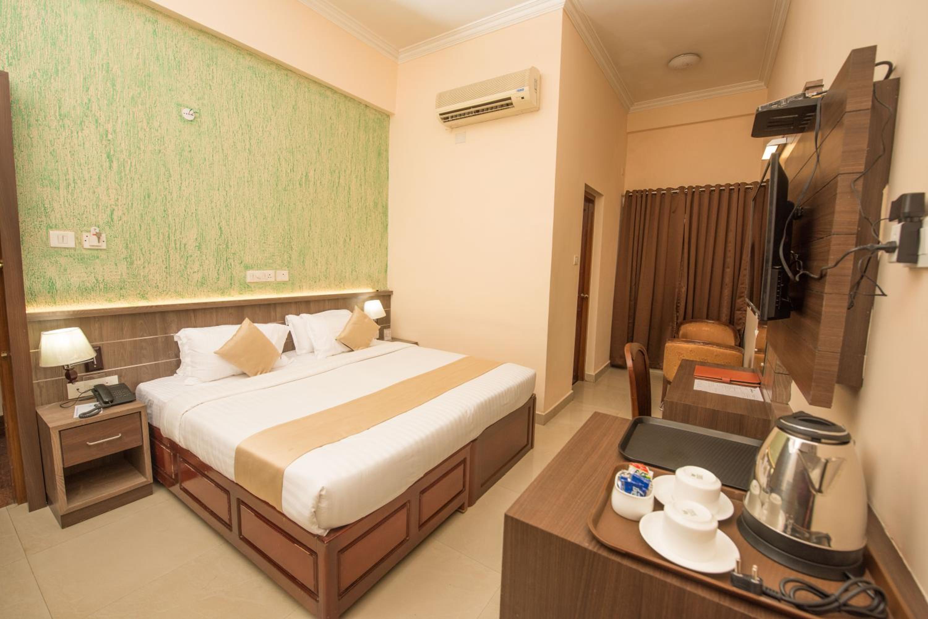 Deluxe Ac Room - Photo 1