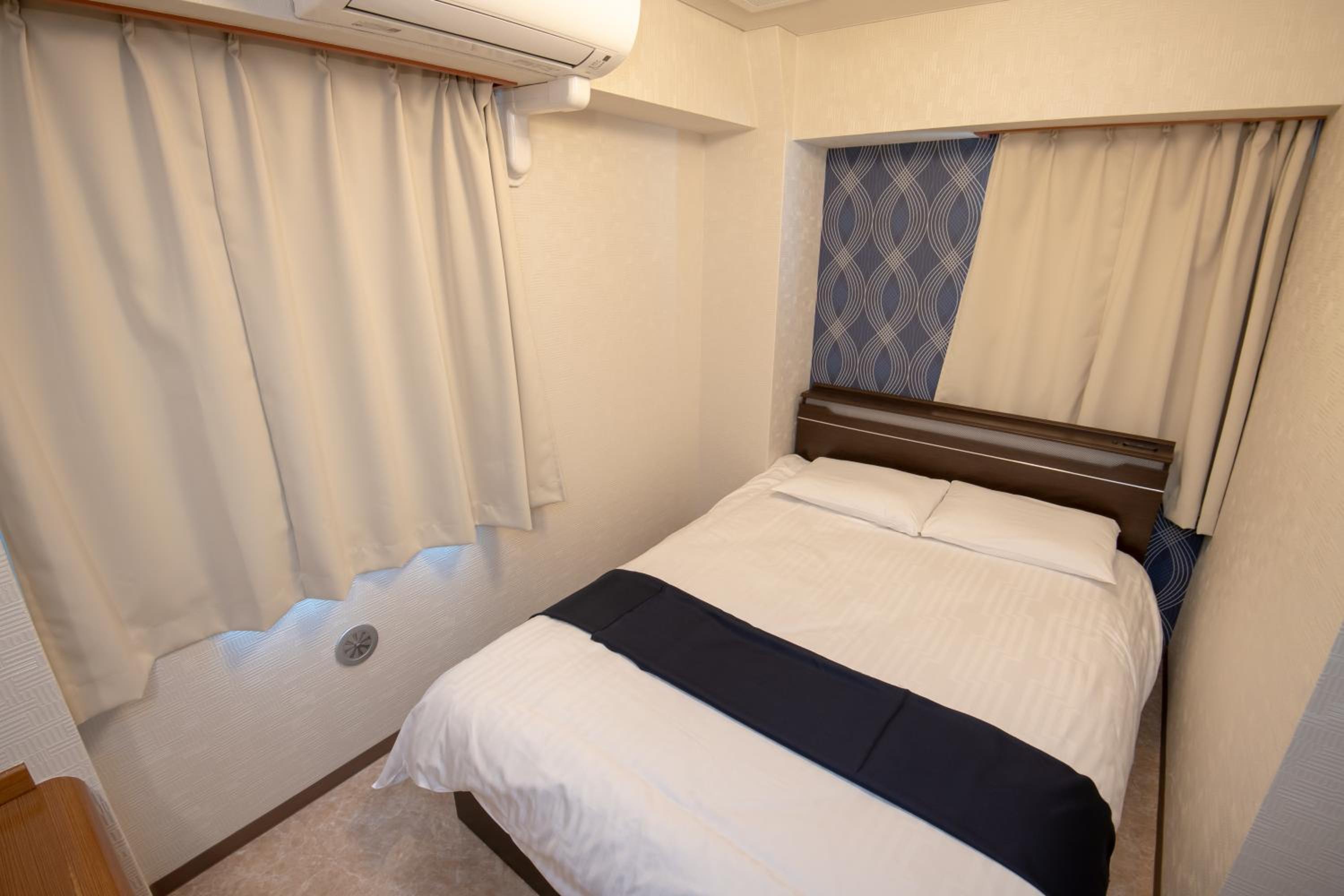 Double Room with Private Bathroom - Photo 1