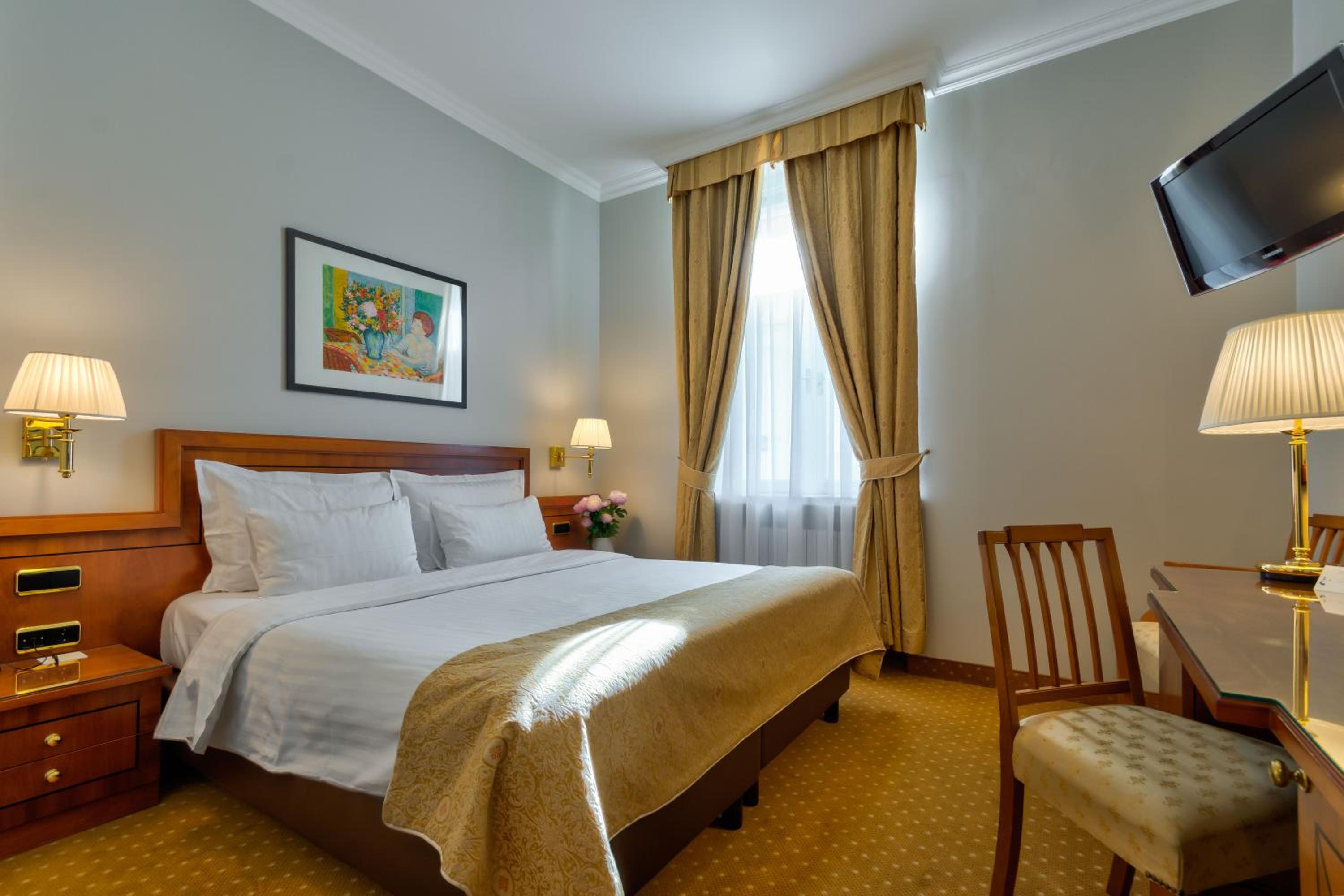 Standard Double Room - Photo 4