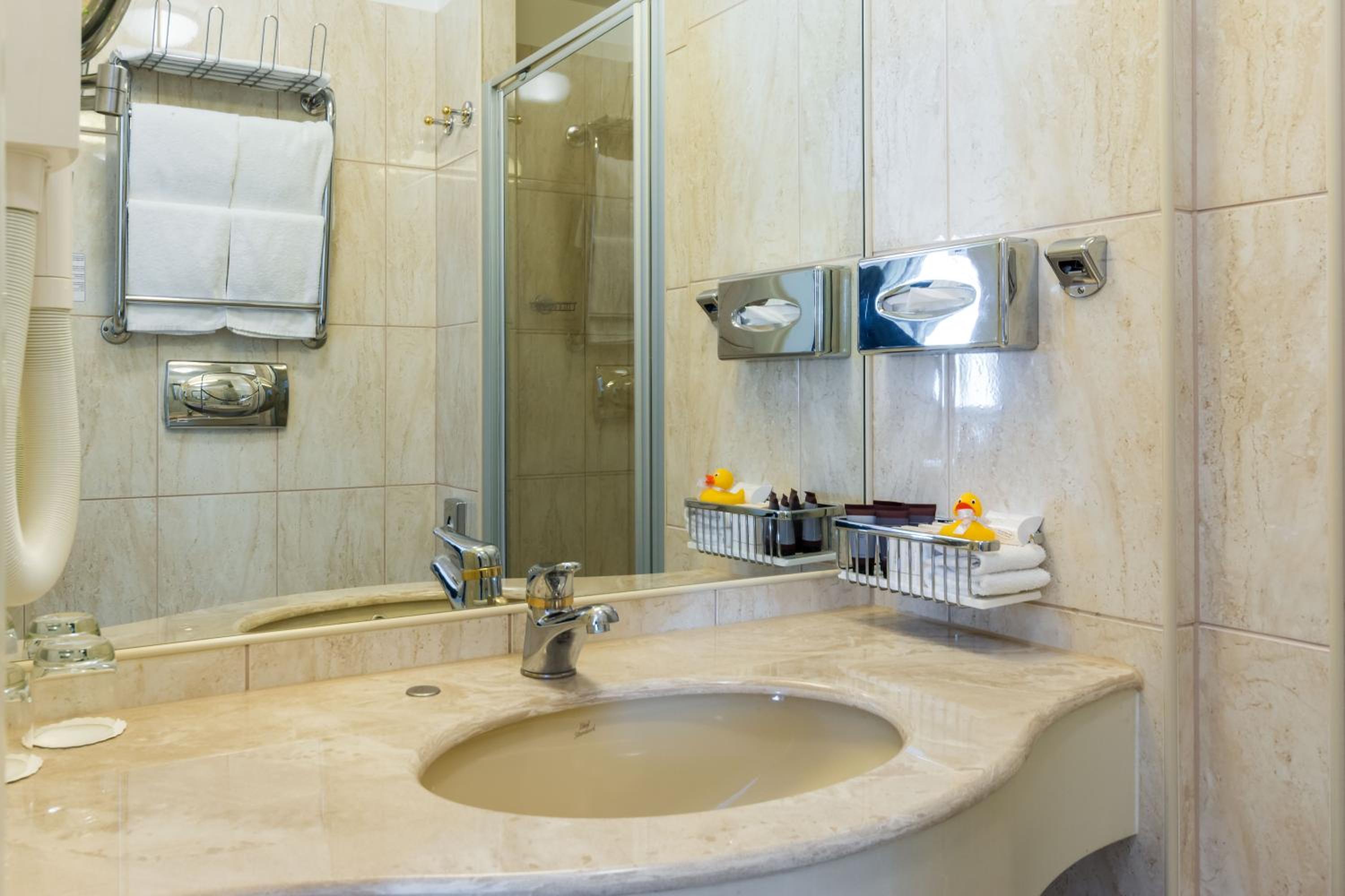 Superior Double Room - Photo 4