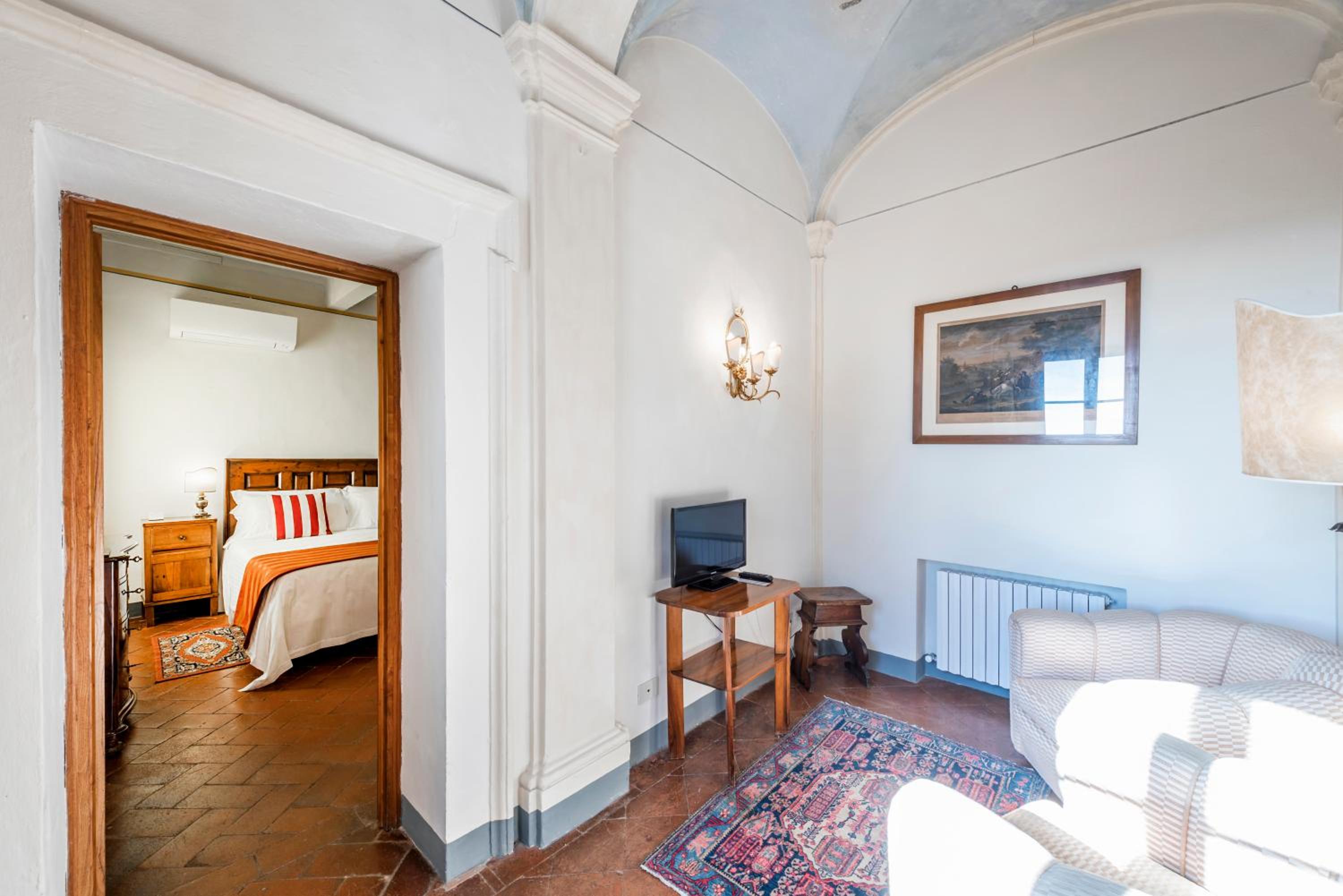 Junior Suite - Photo 1