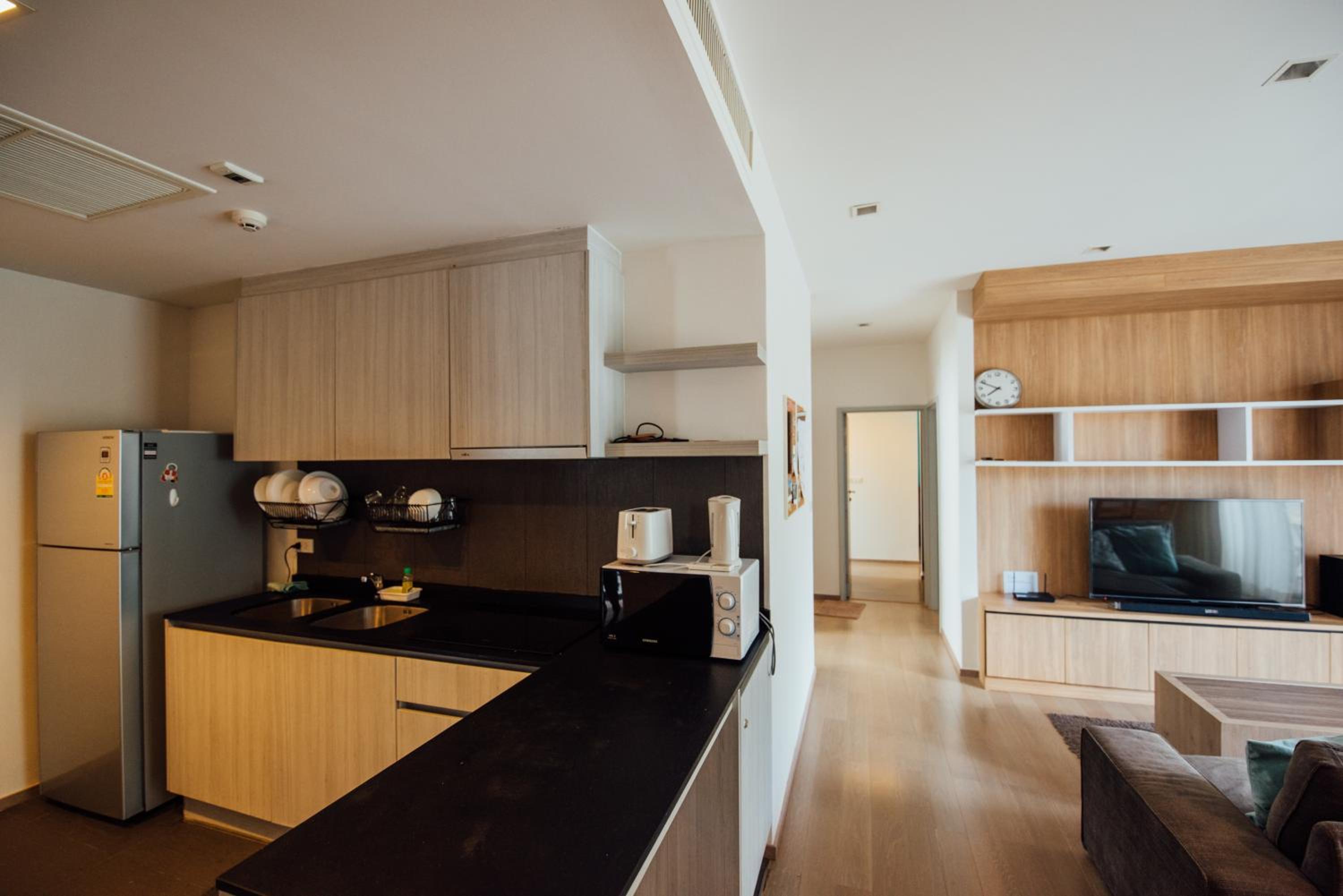 Three-Bedroom Apartment - Photo 12