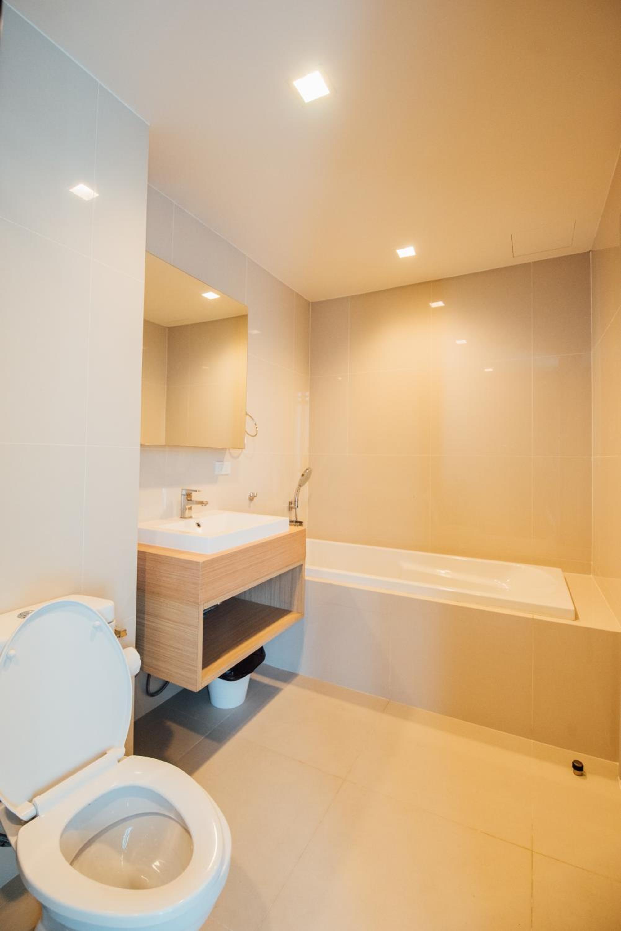 Three-Bedroom Apartment - Photo 3