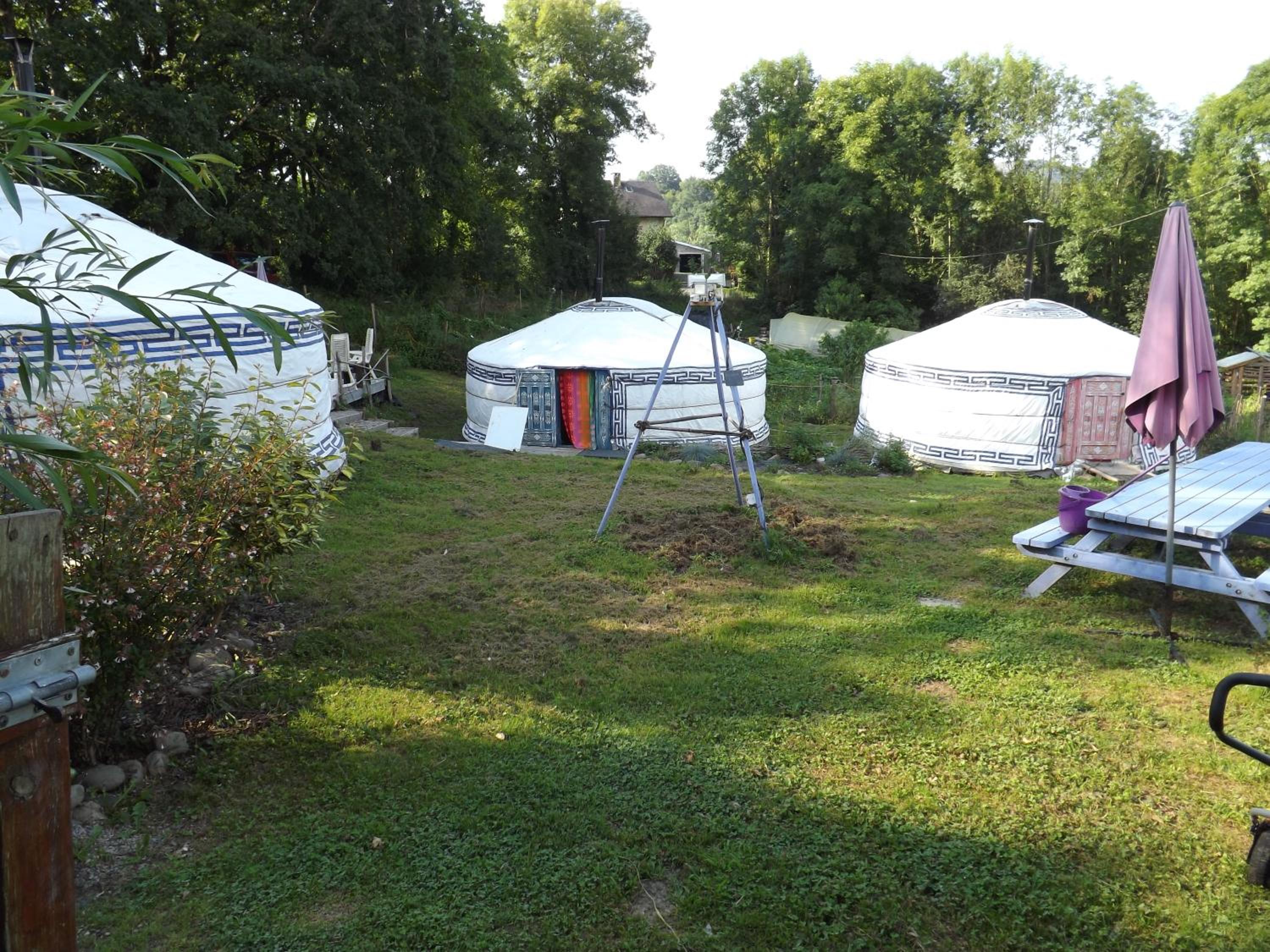 Yurt photo 2