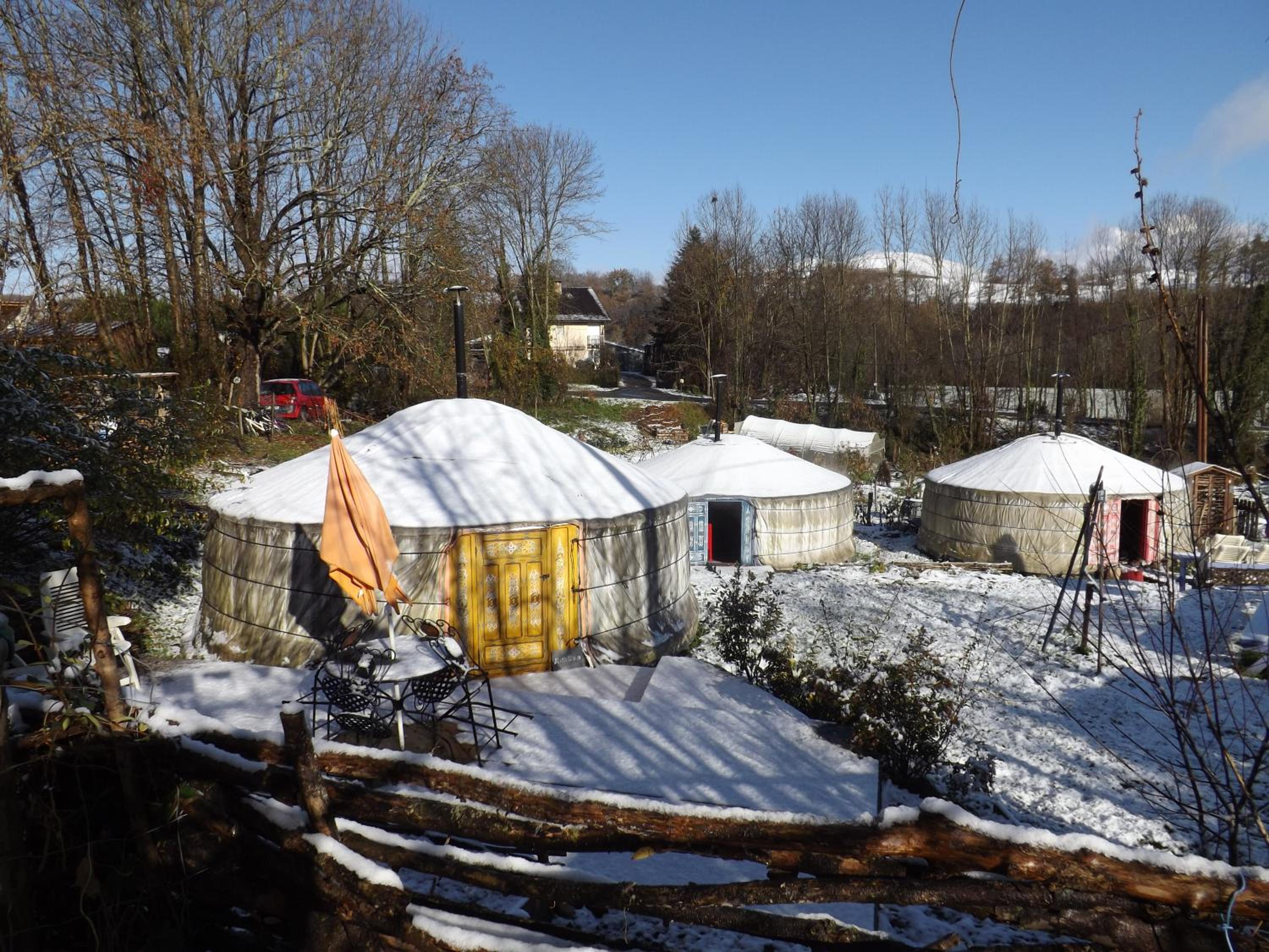 Yurt photo 3