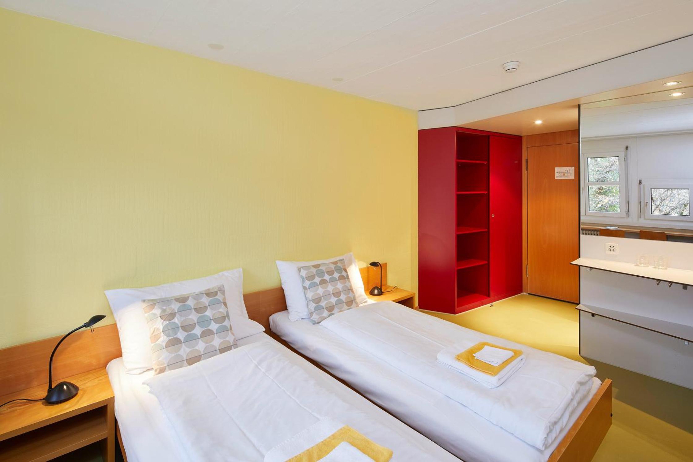 Standard Twin Room photo 2