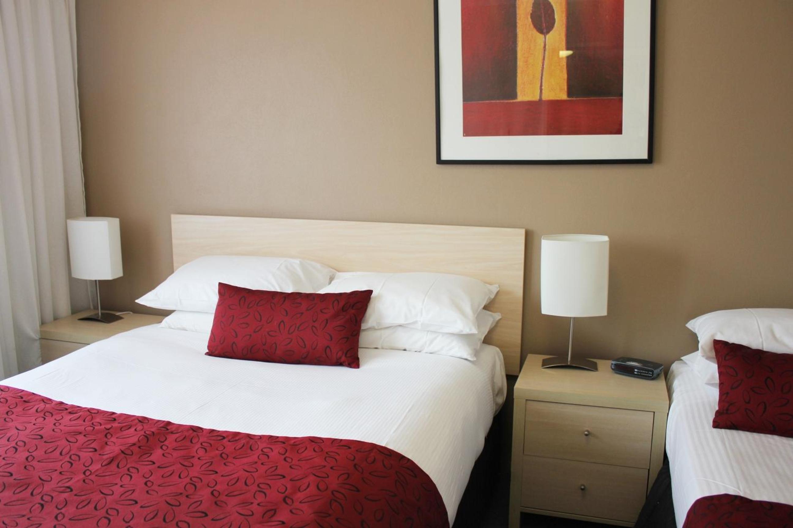 One-Bedroom Apartment - Photo 13