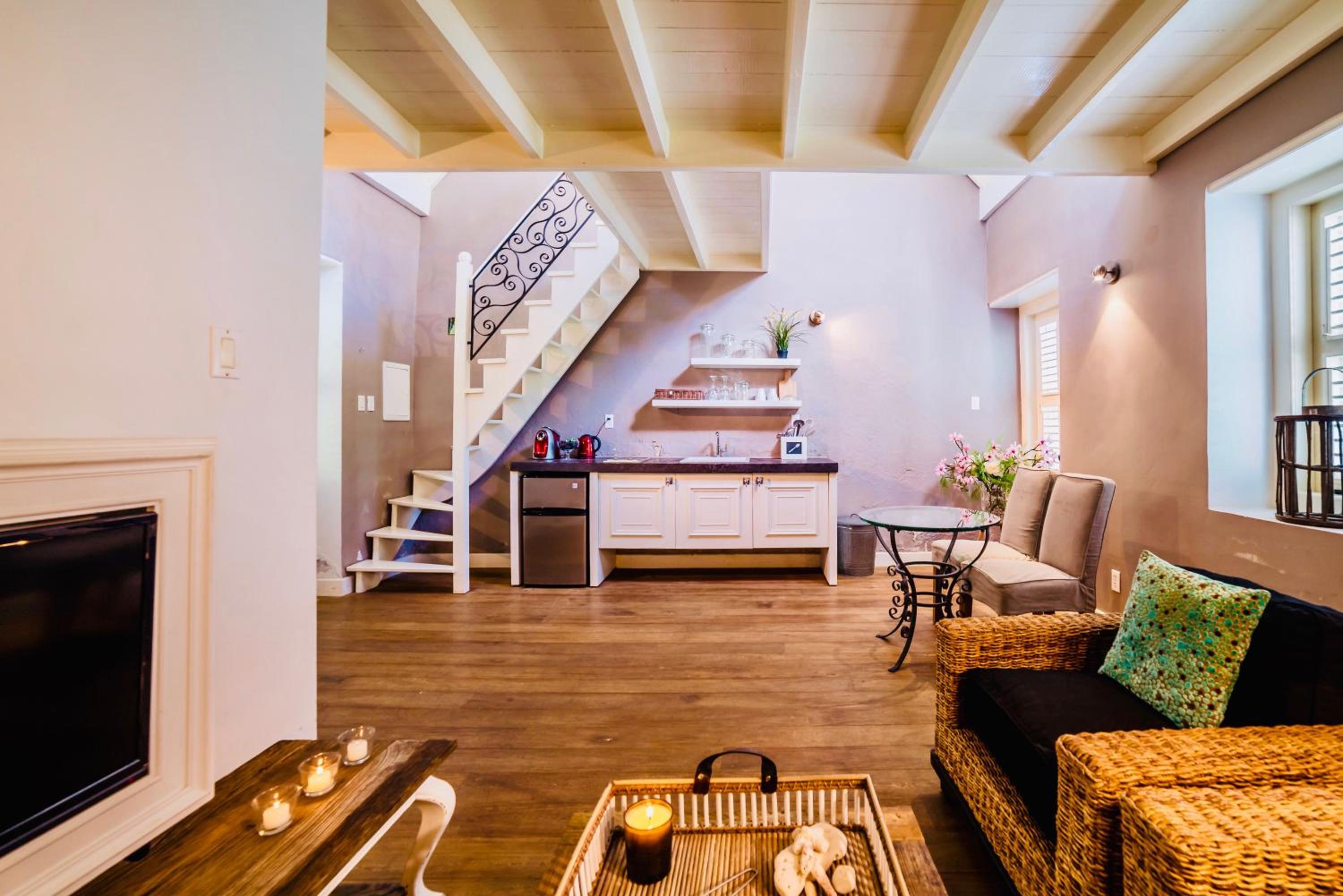Pietermaai Split-Level Suite - Photo 11