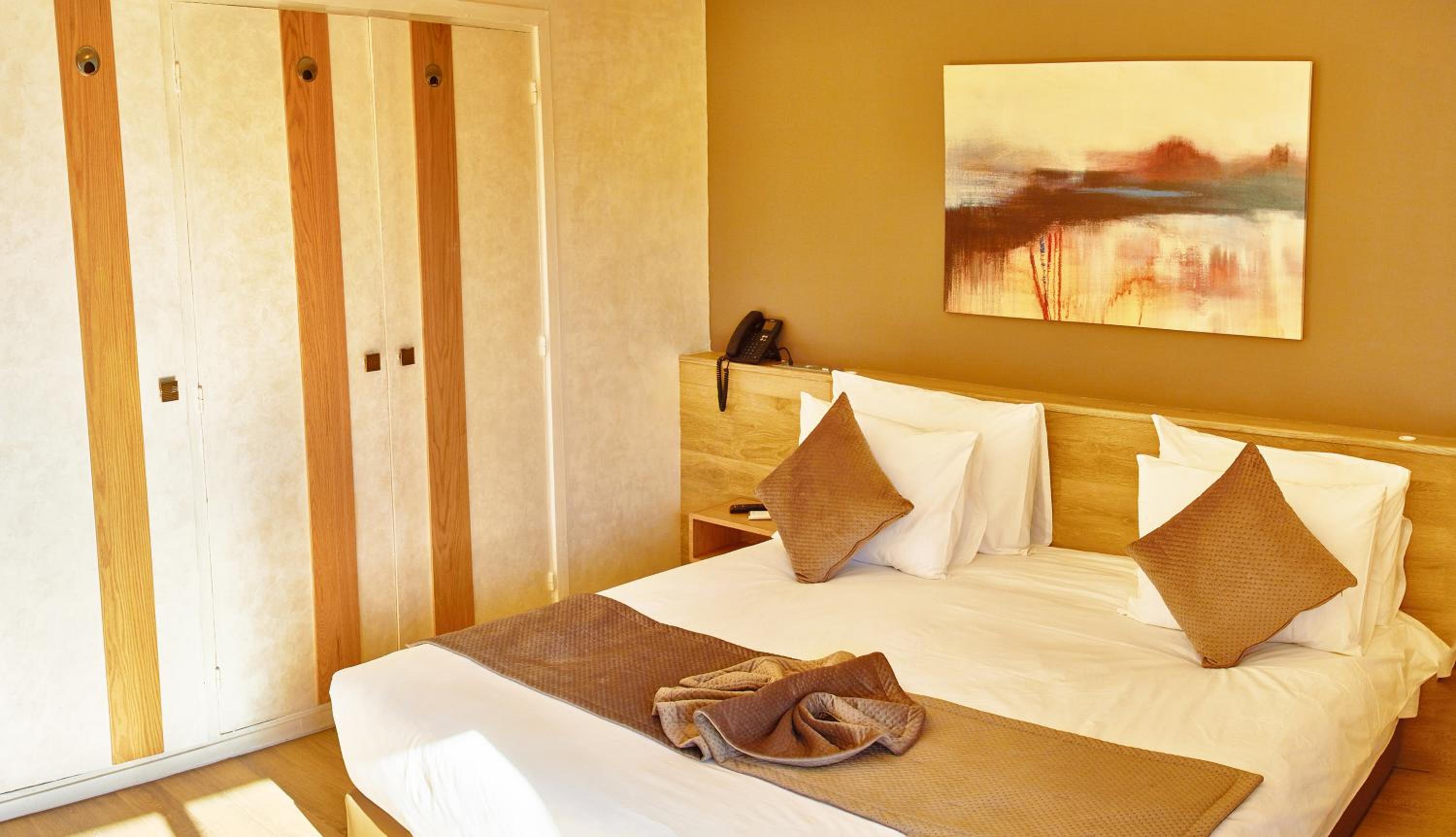 Double Room - Photo 2