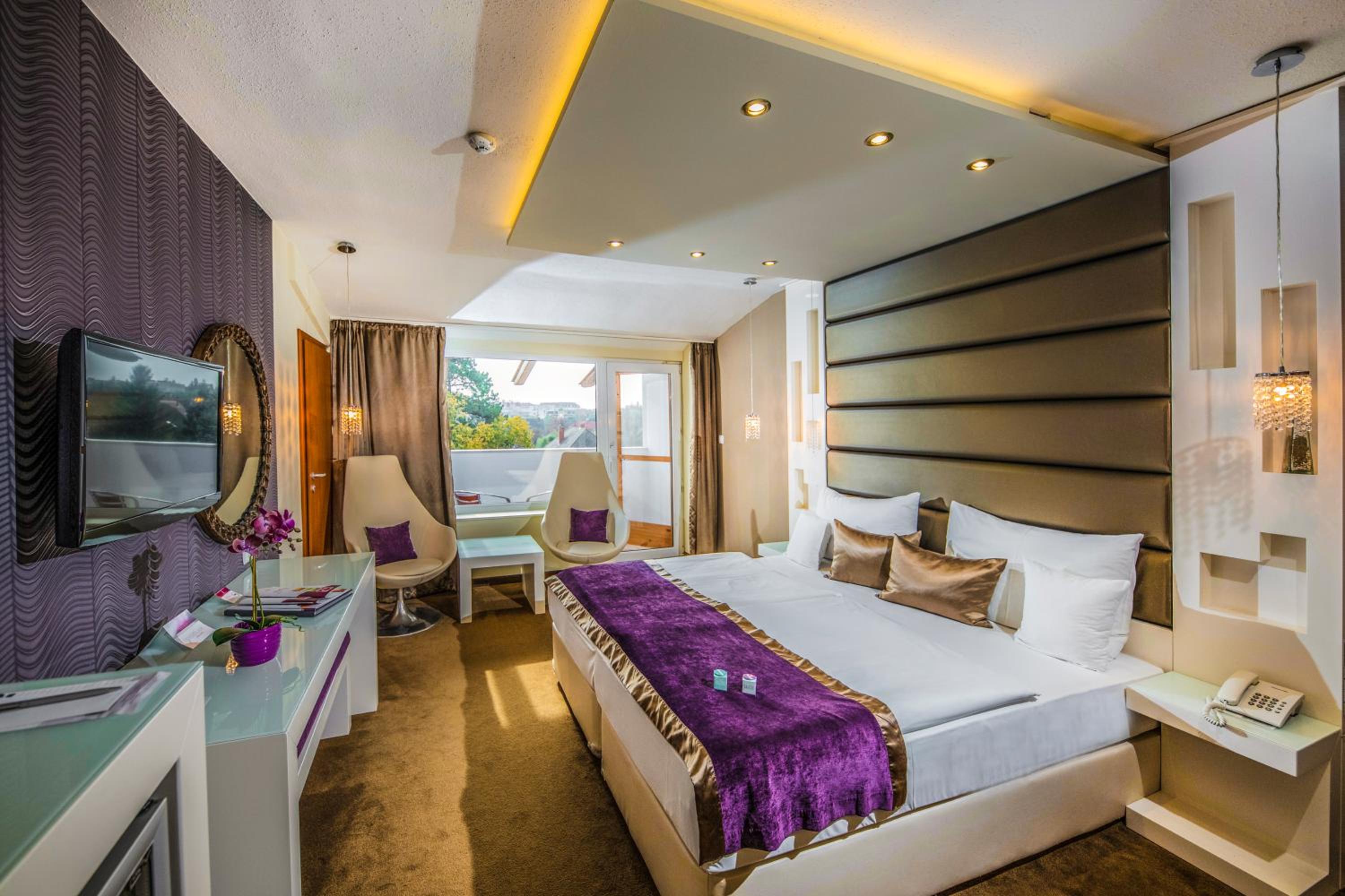 Double Room - Photo 1
