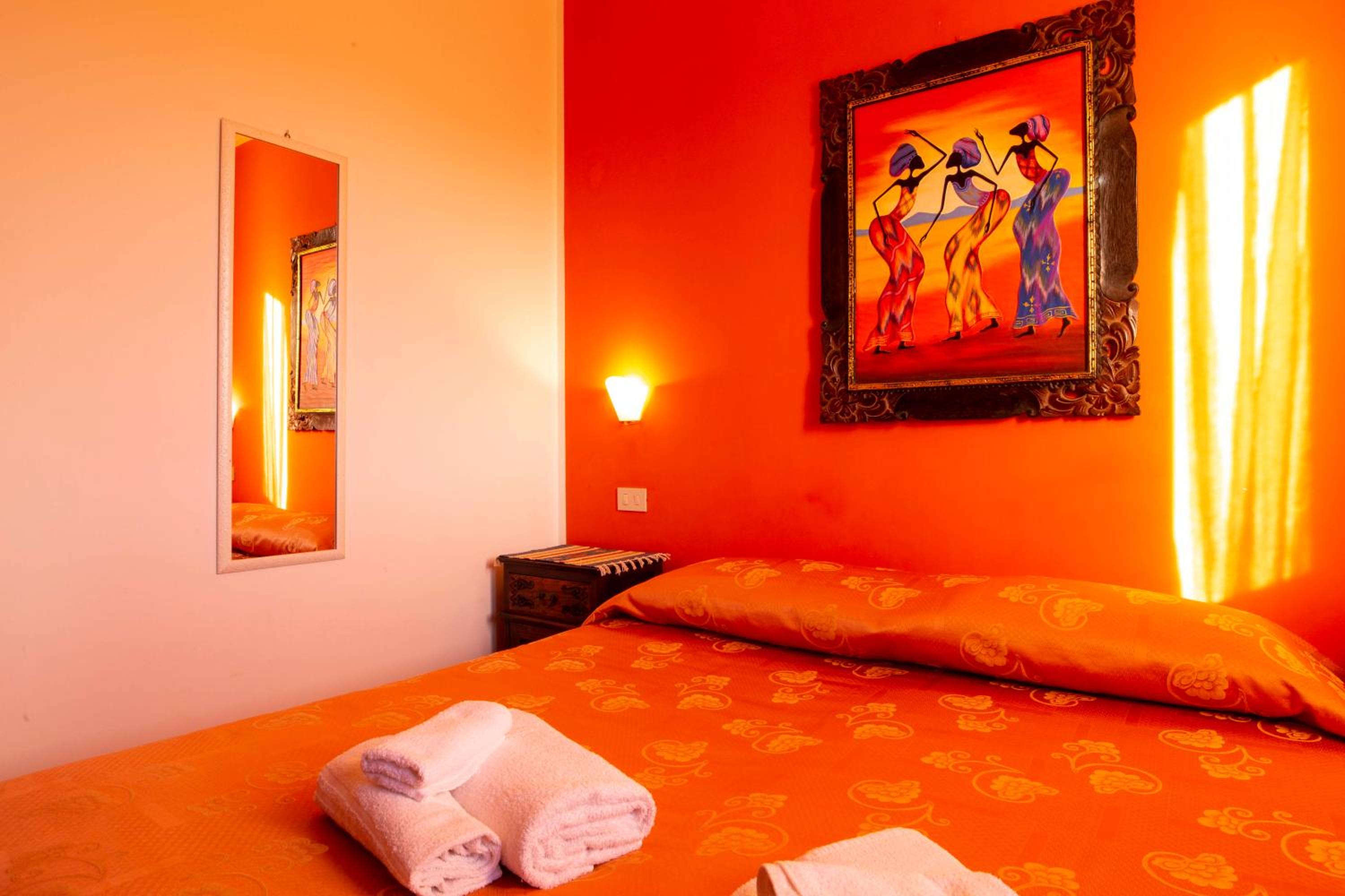 One-Bedroom Deluxe Apartment