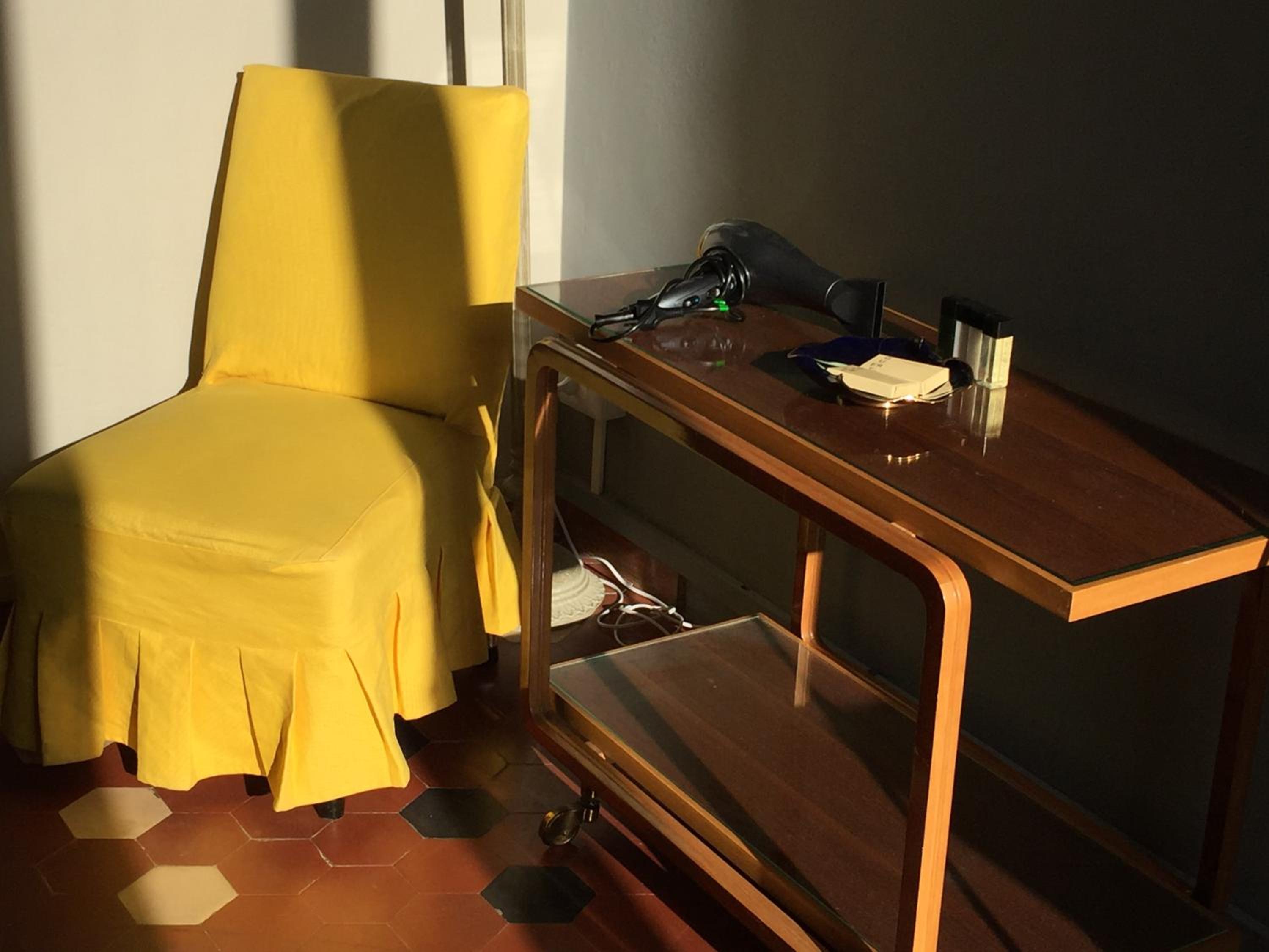 Deluxe Room - Photo 15