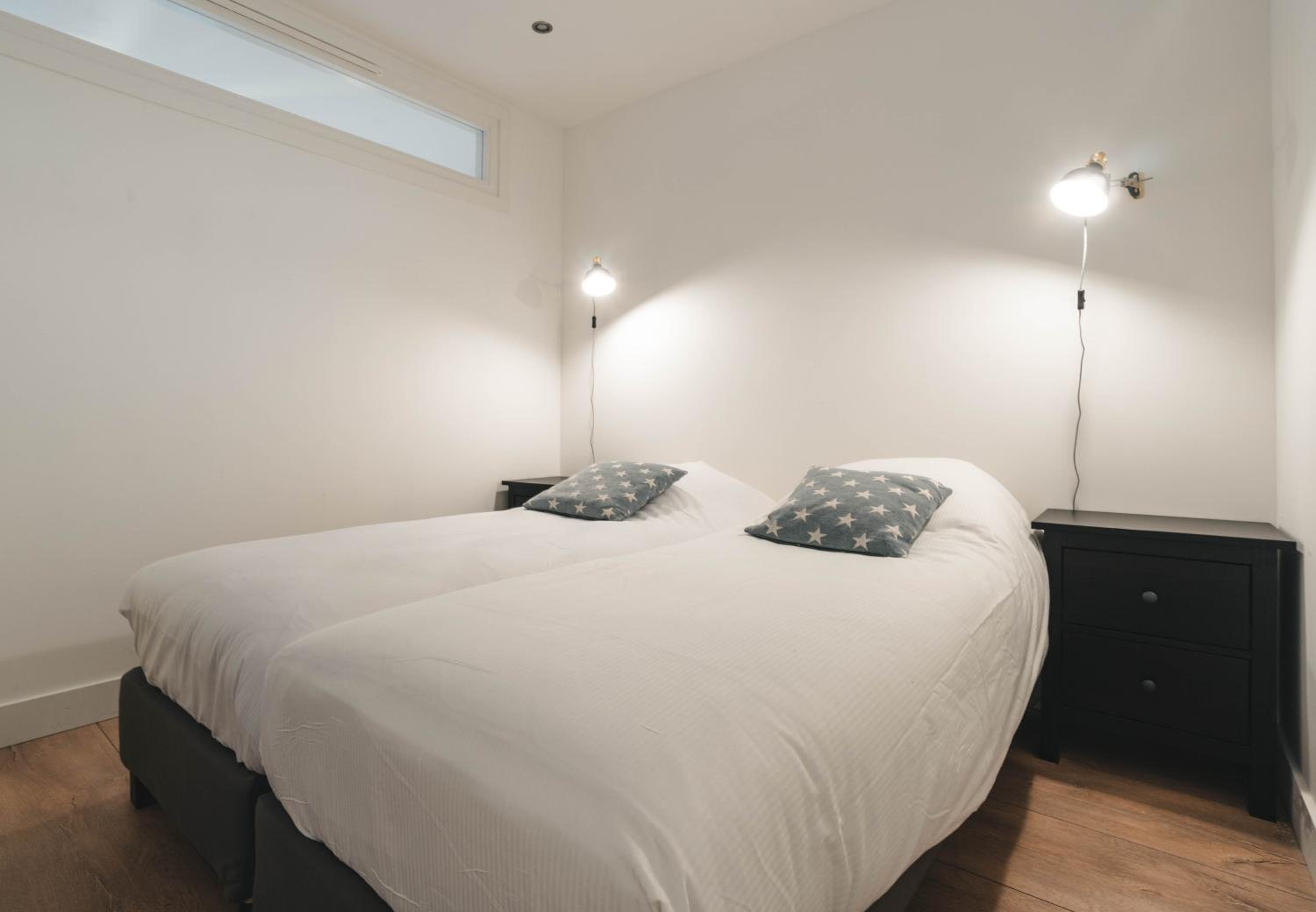 Two-Bedroom Apartment - Photo 5