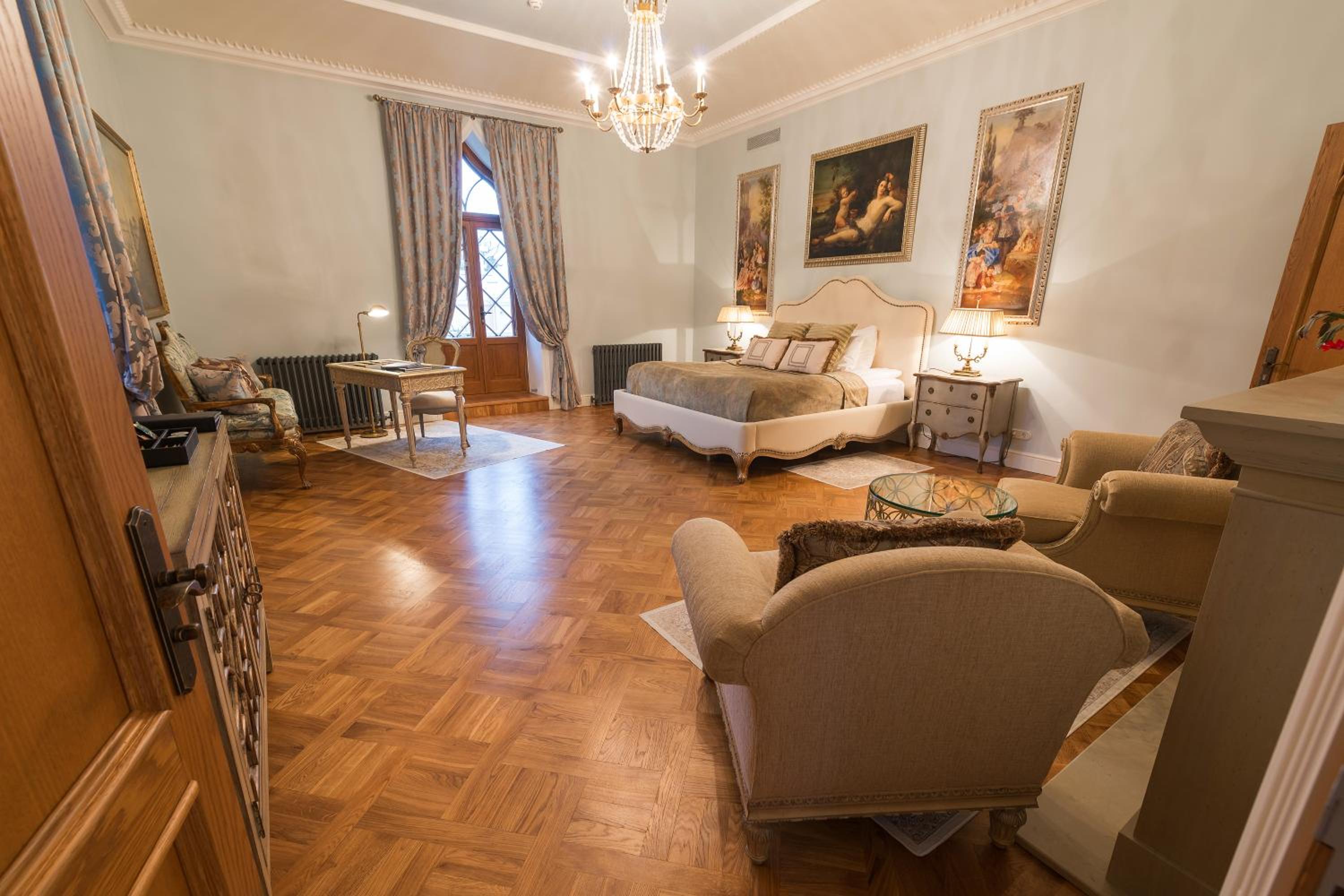 Volkonski Suite photo 1