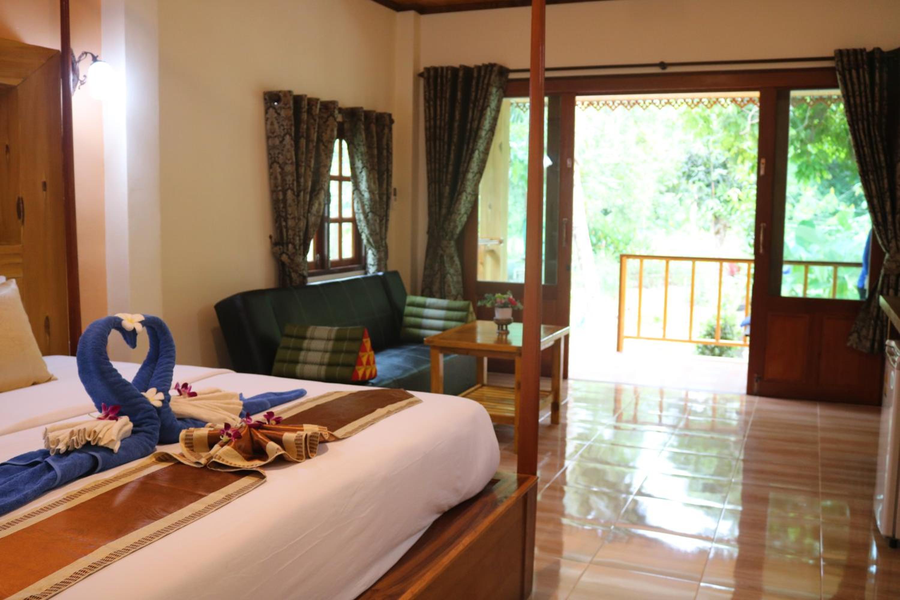 Deluxe Garden View Villa