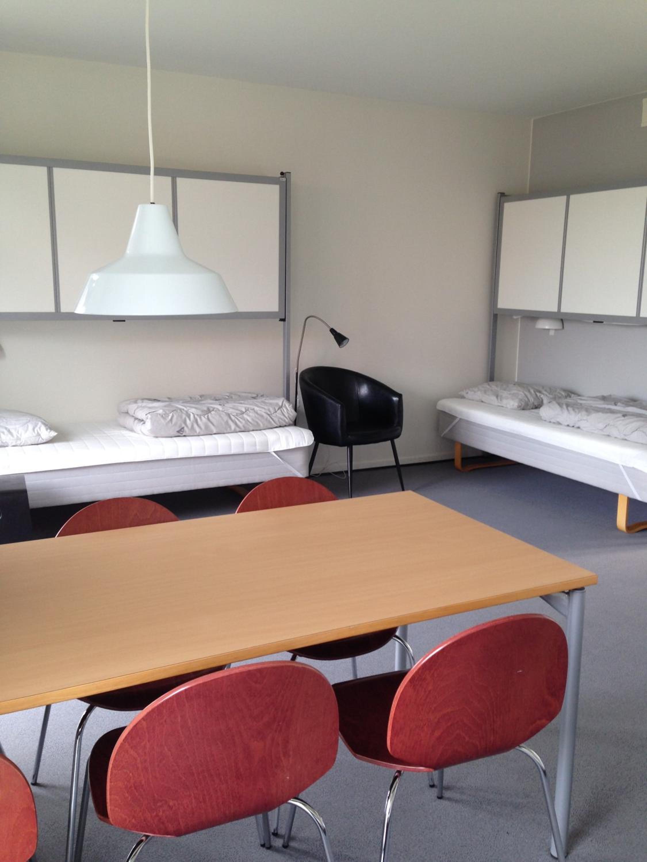 Family Room (6 Adults, Linen excluded) photo 1