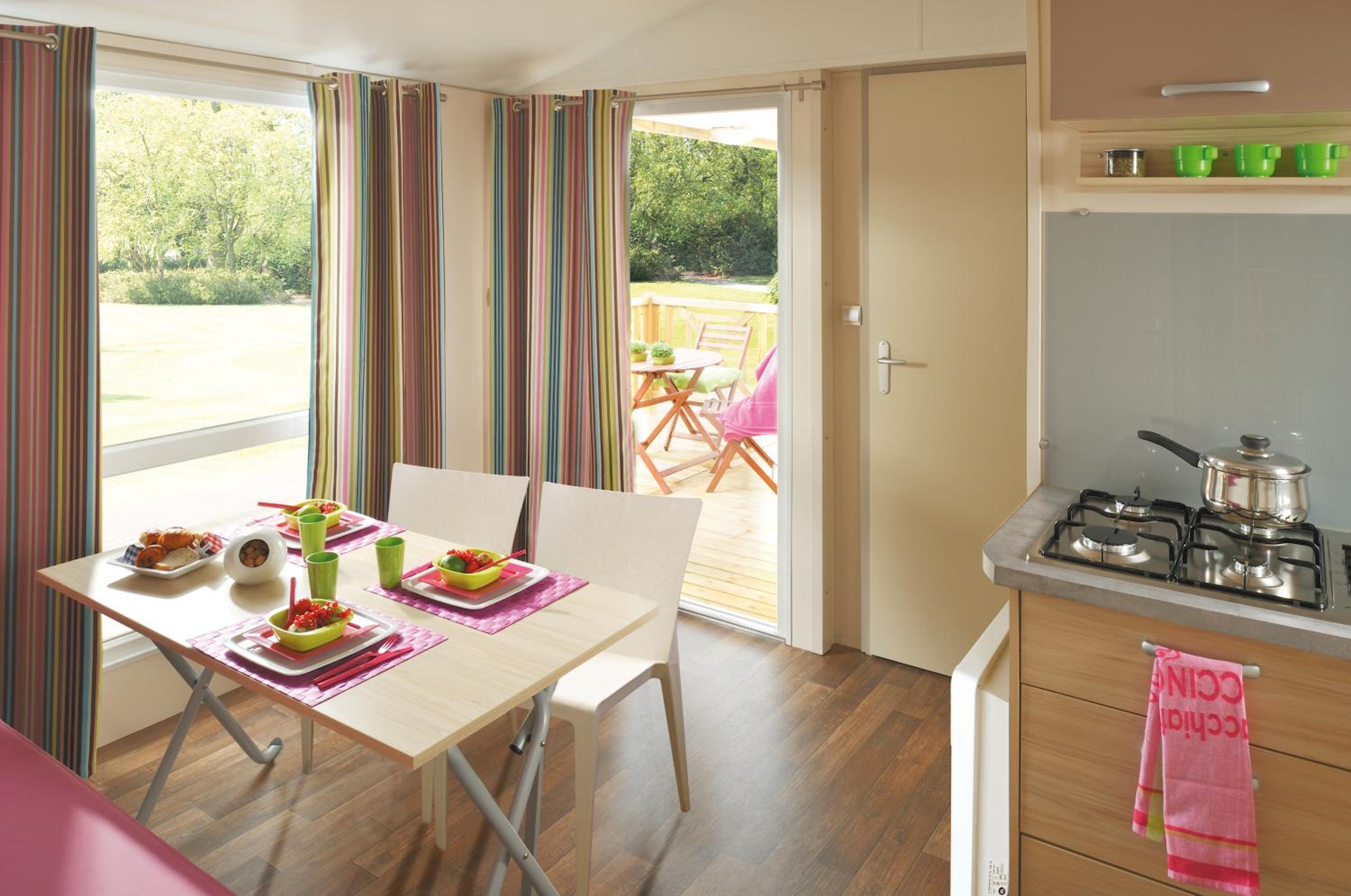 Mobile Home photo 2