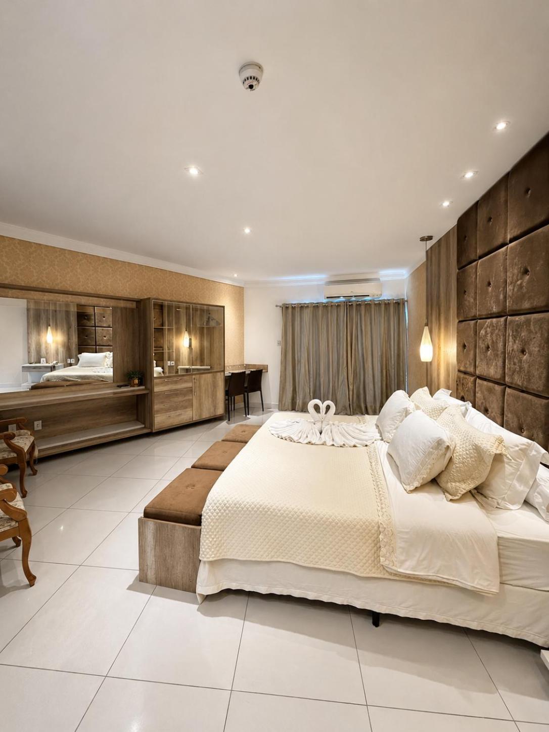 Presidential Suite photo 1