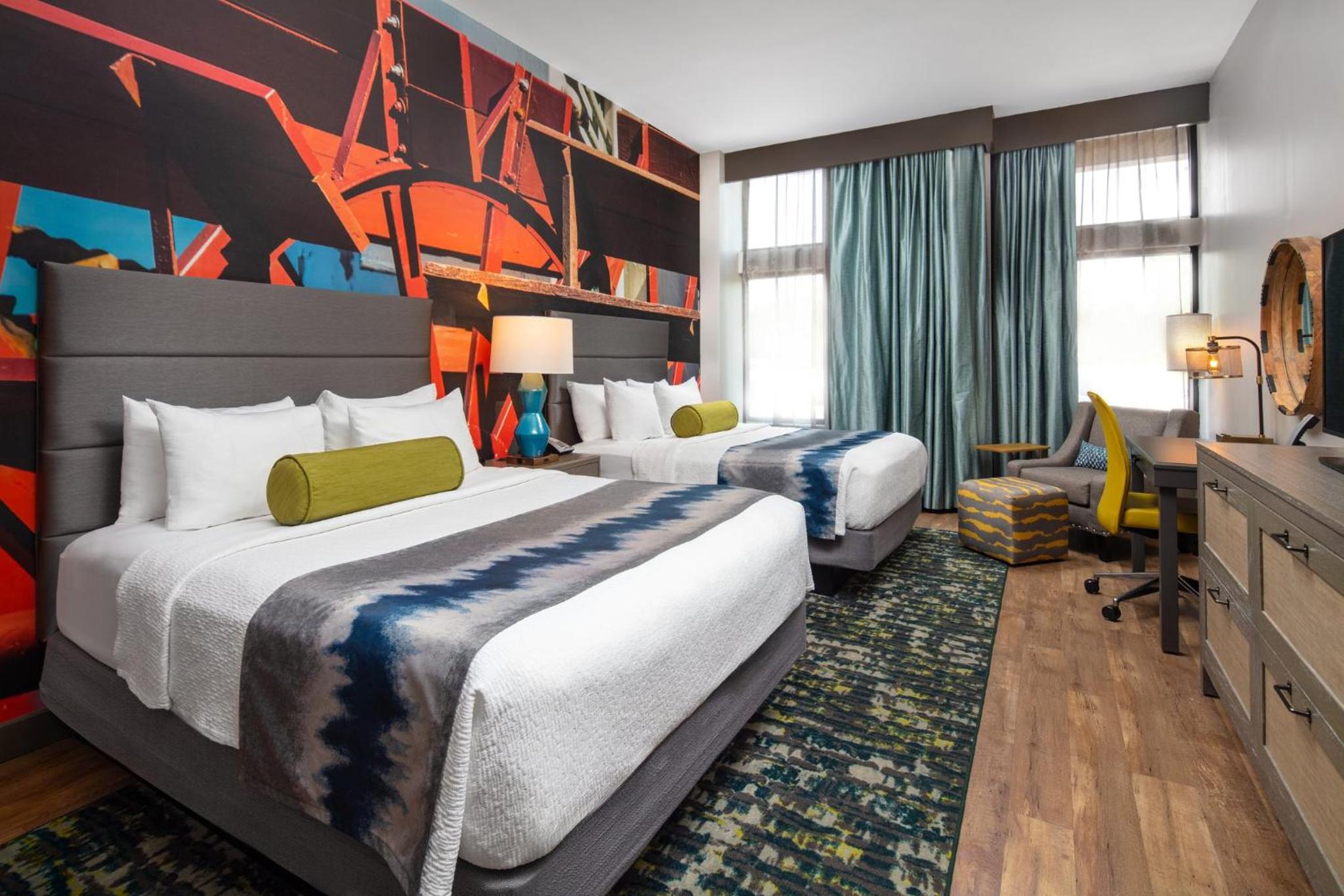 Standard Queen Room with Two Queen Beds - Adjacent Building