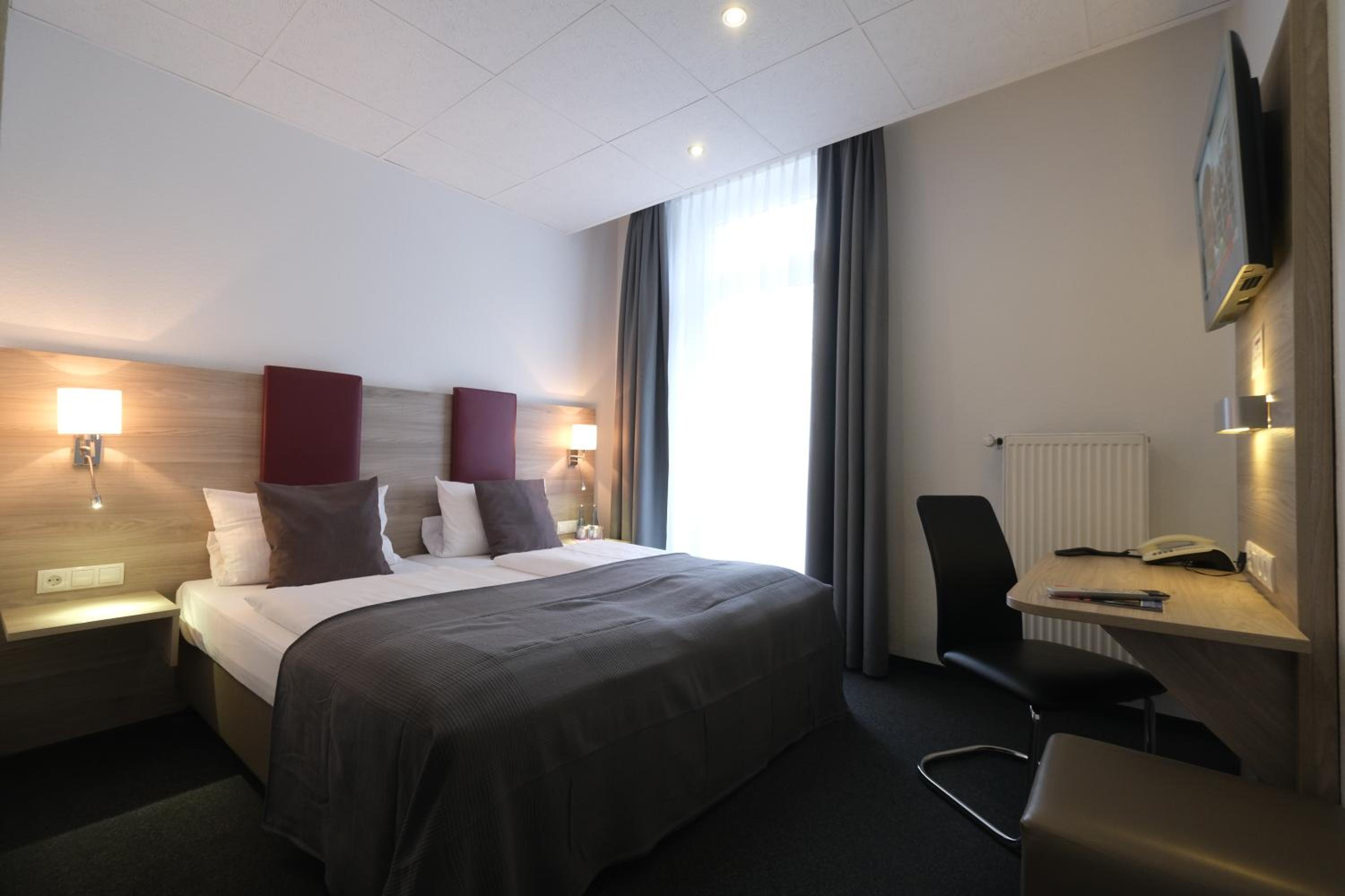 Business Twin Room