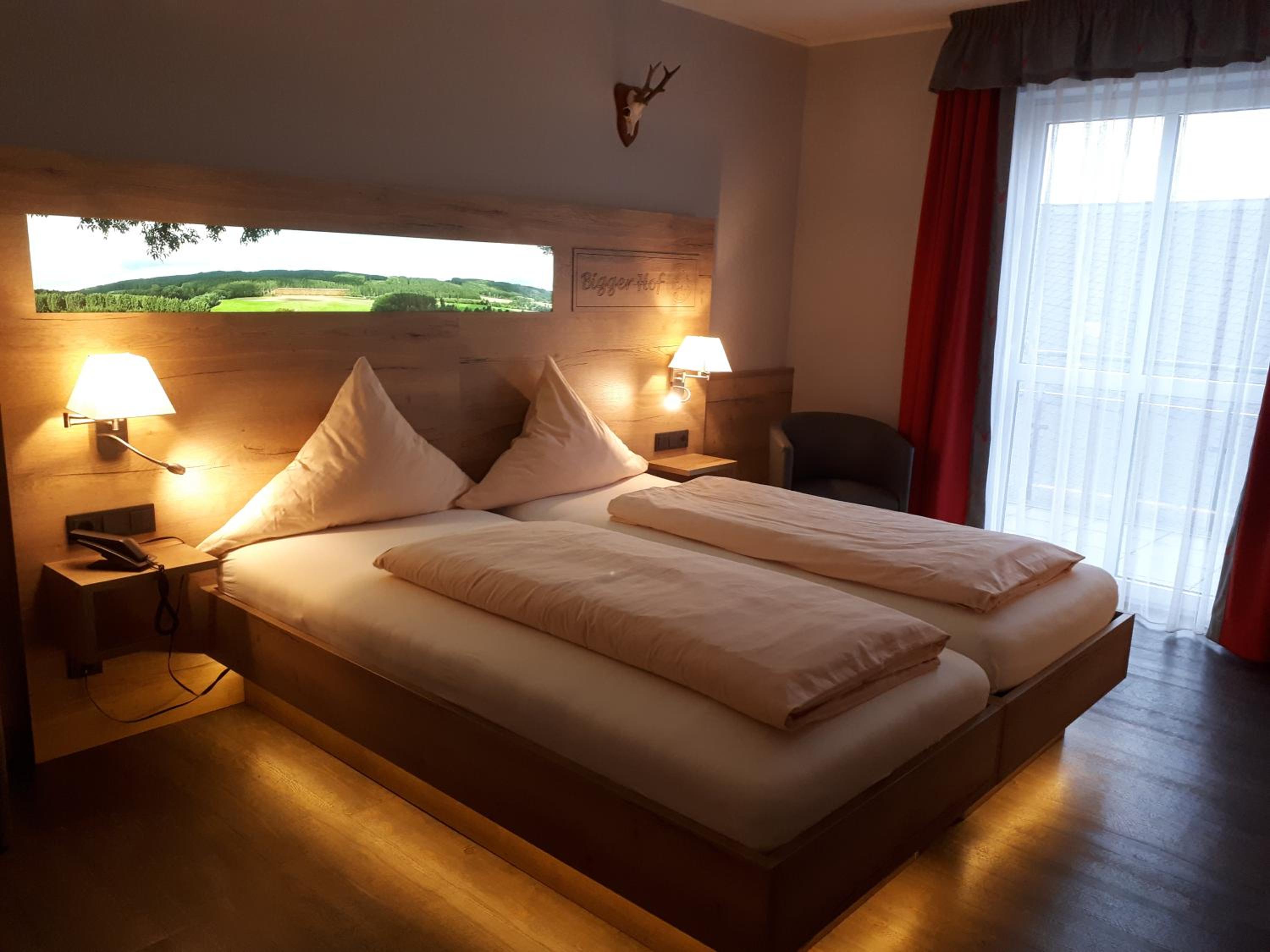 Double Room with Shower photo 2