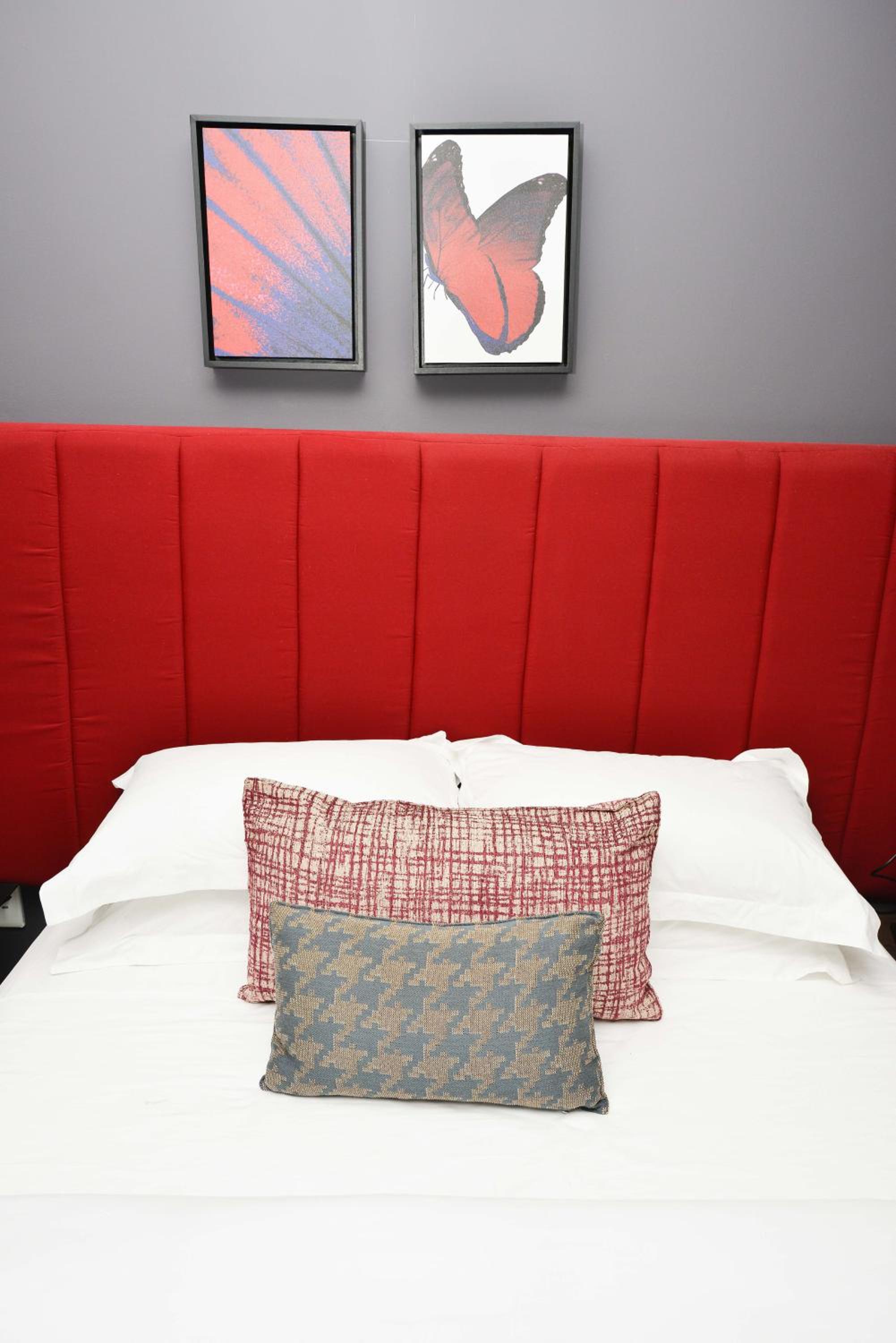 Deluxe Queen Room - Photo 5