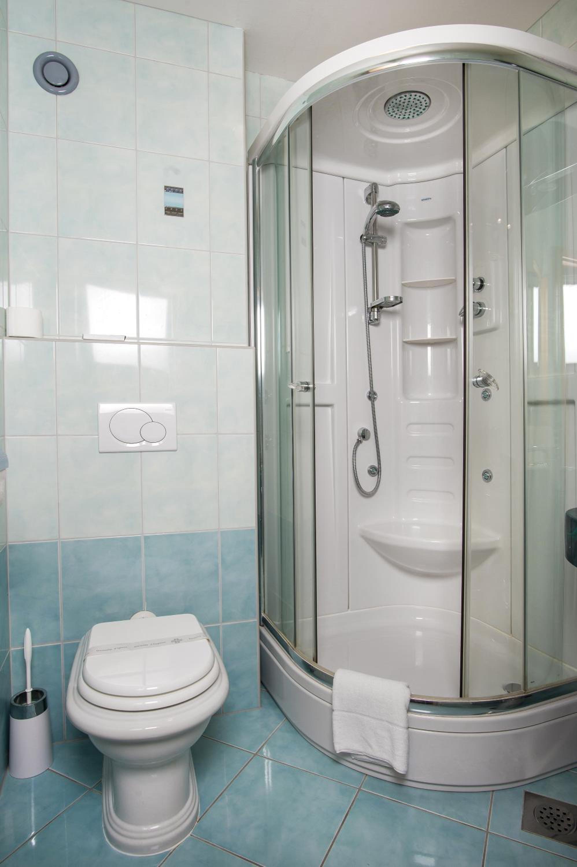 Standard Double Room with Balcony and Sea View - Photo 4