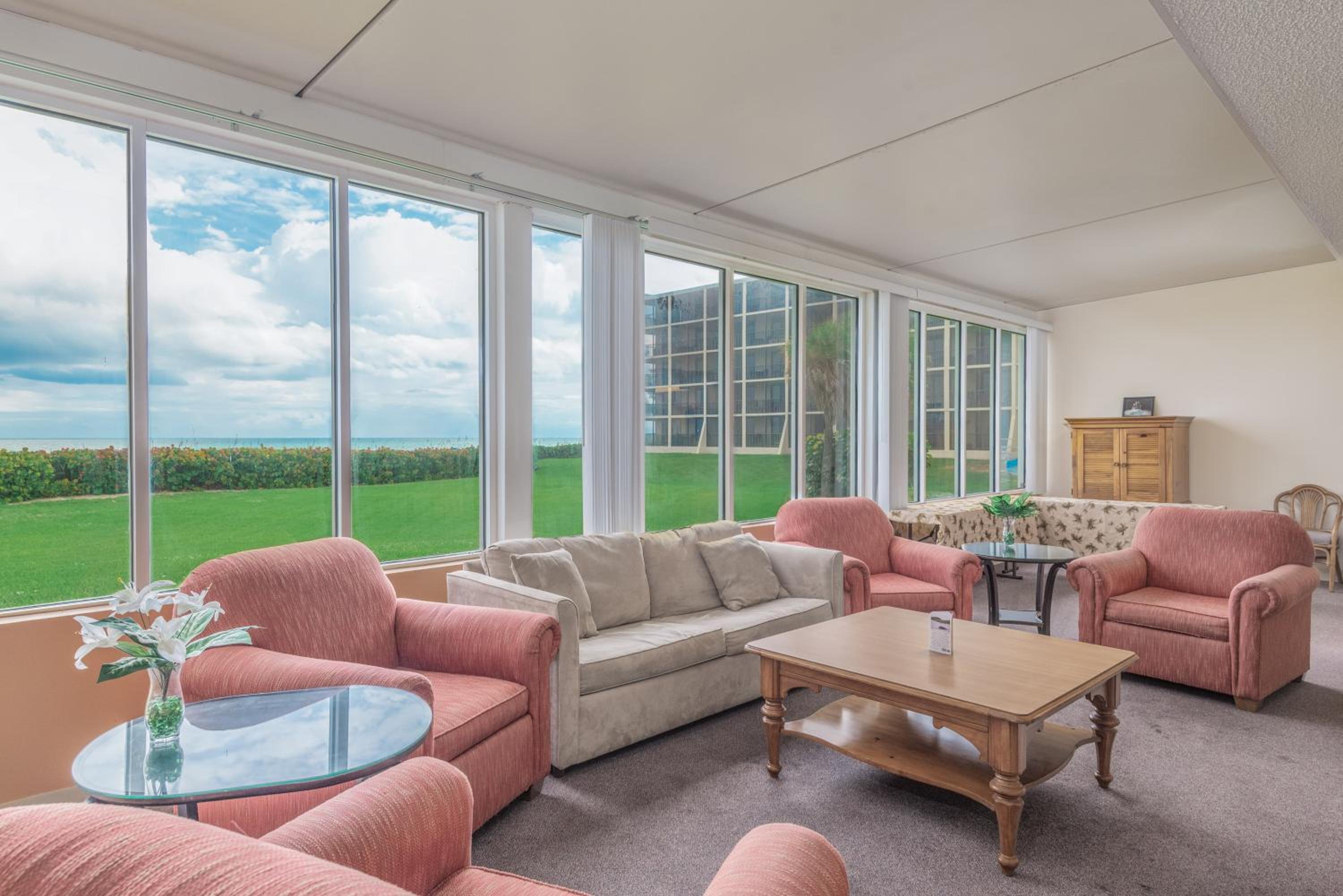 Two-Bedroom Apartment with Ocean View