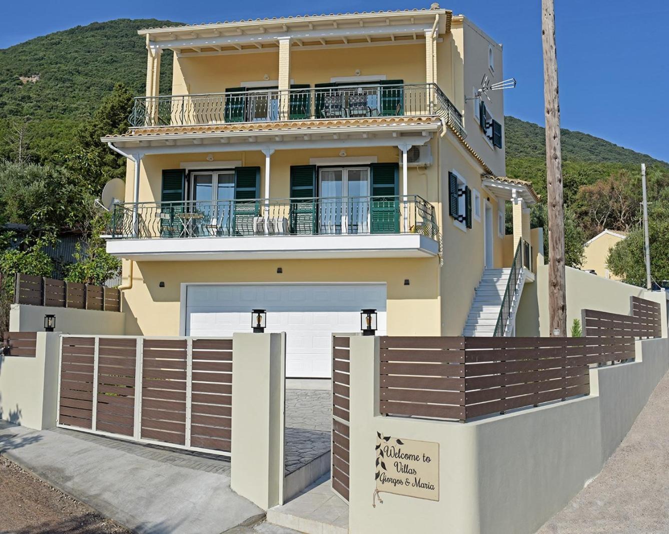 Superior Villa photo 2