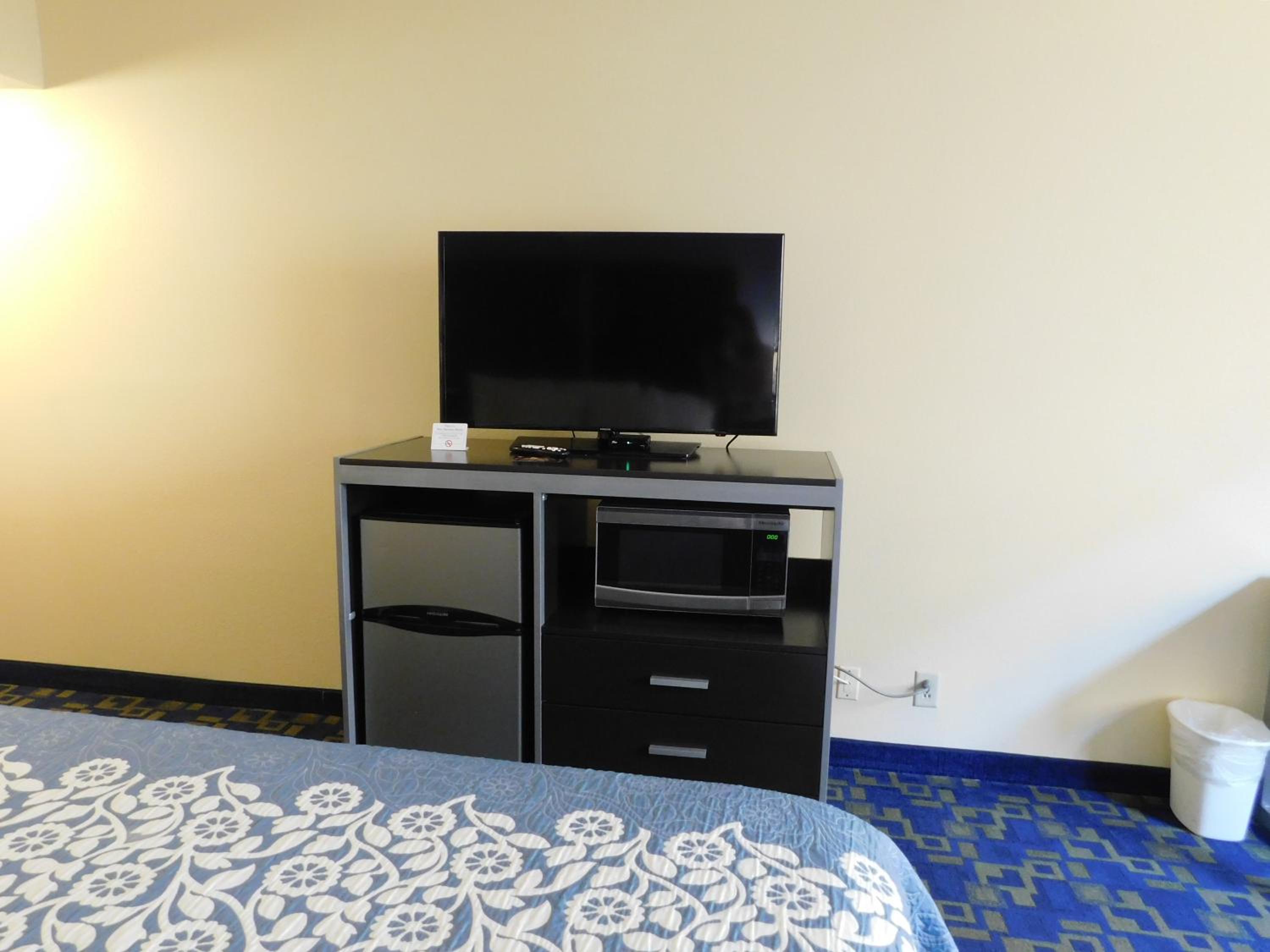 King Room - Disability Access/Non-Smoking