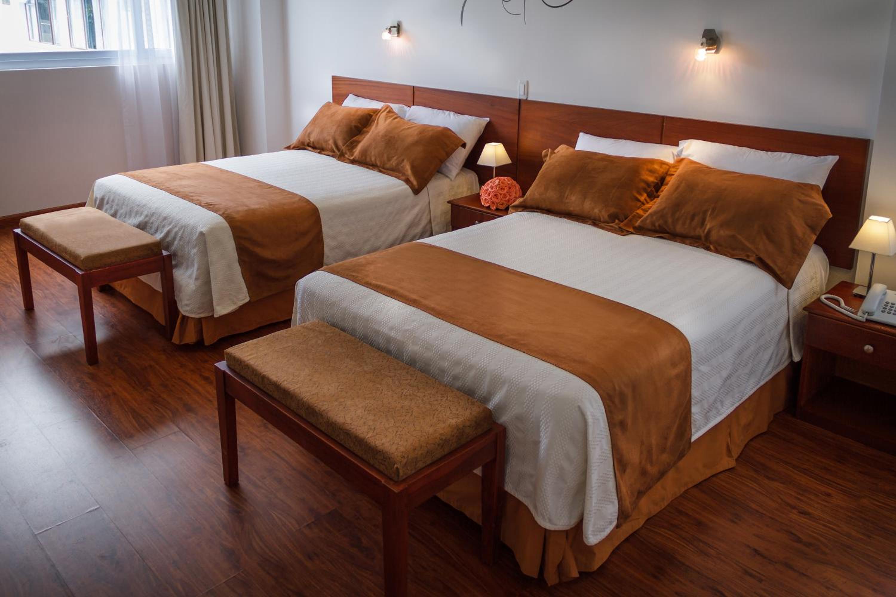 Double or Twin Room photo 3