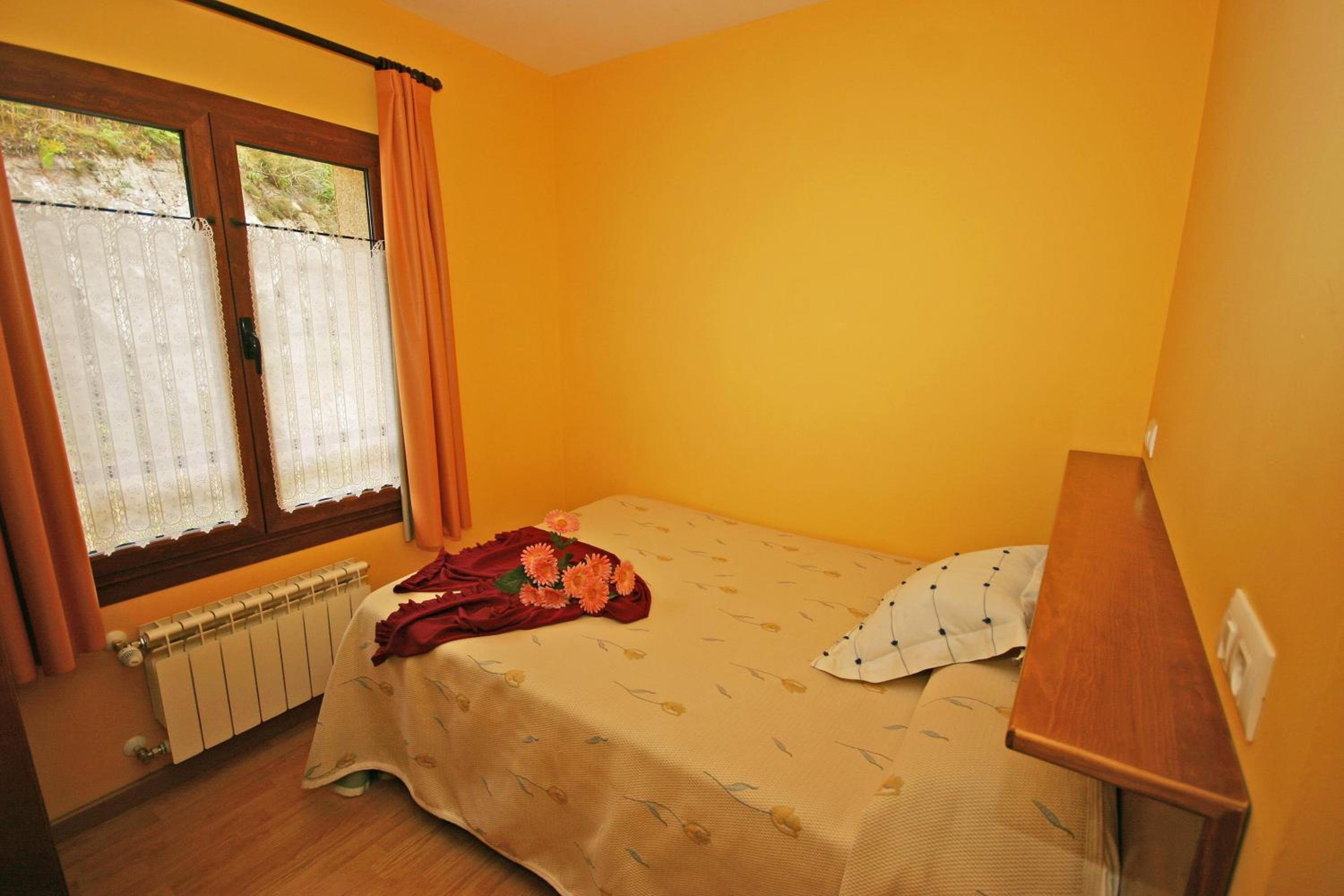 Double or Twin Room - Photo 3