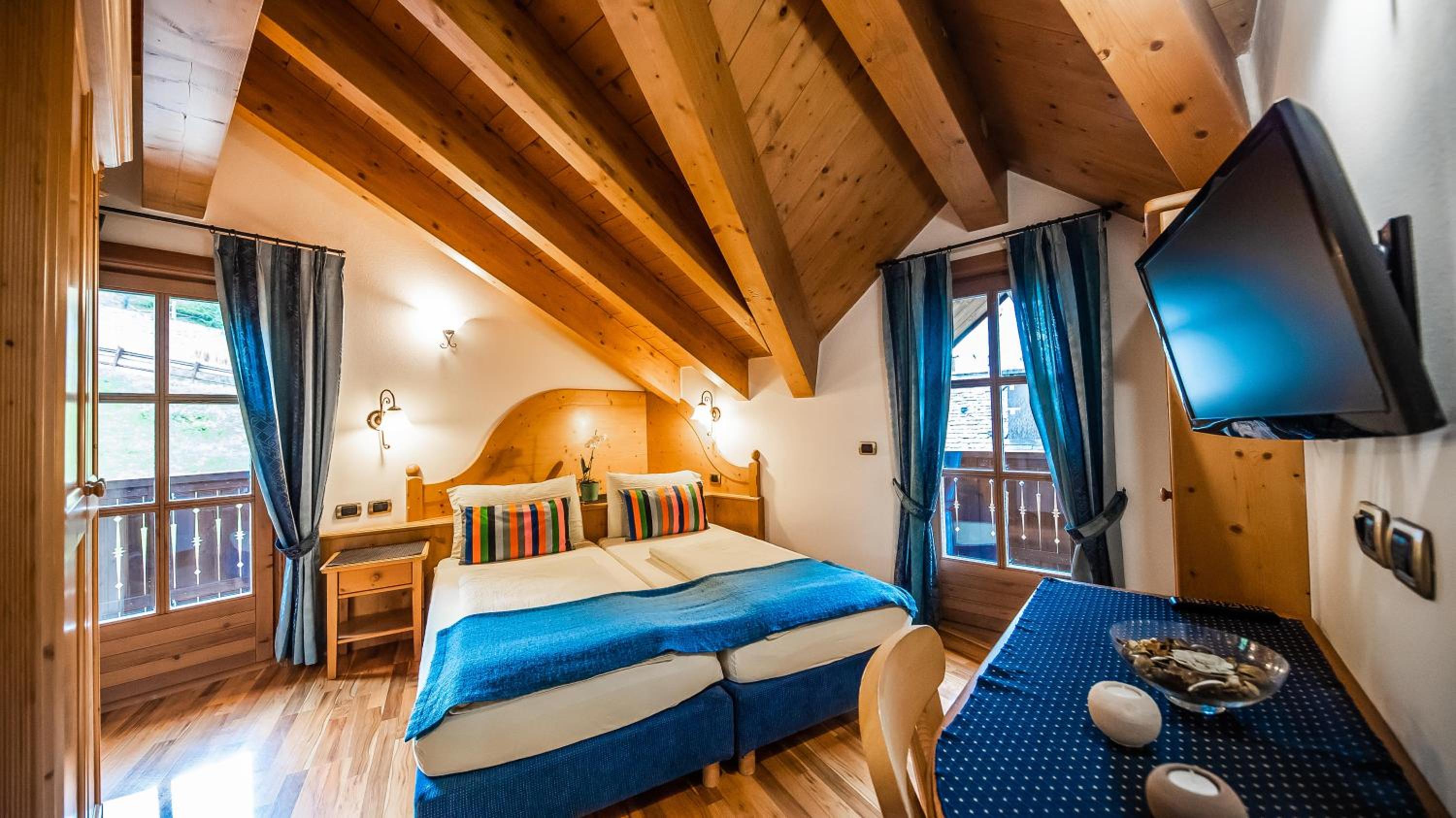 One-Bedroom Apartment with Balcony photo 3