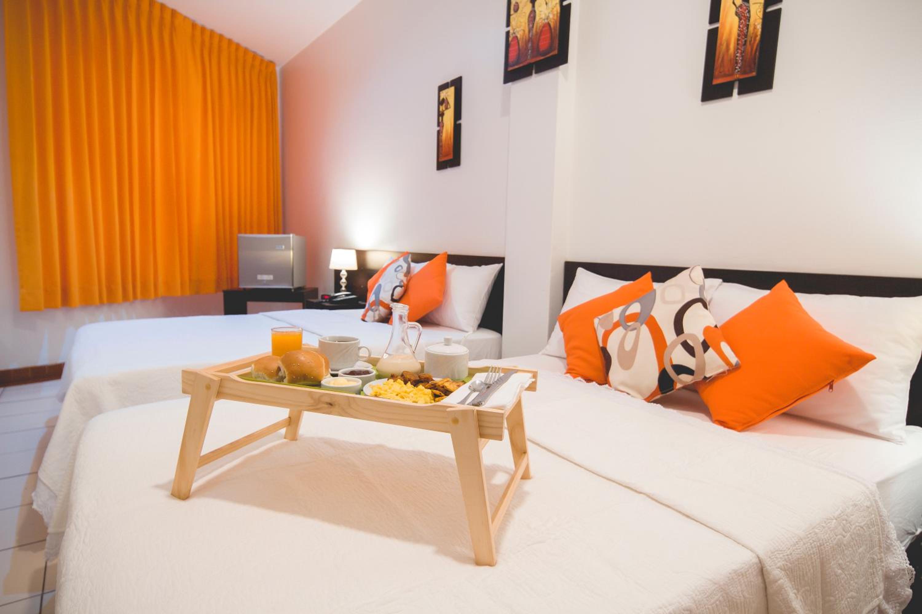 Economy Twin Room photo 2