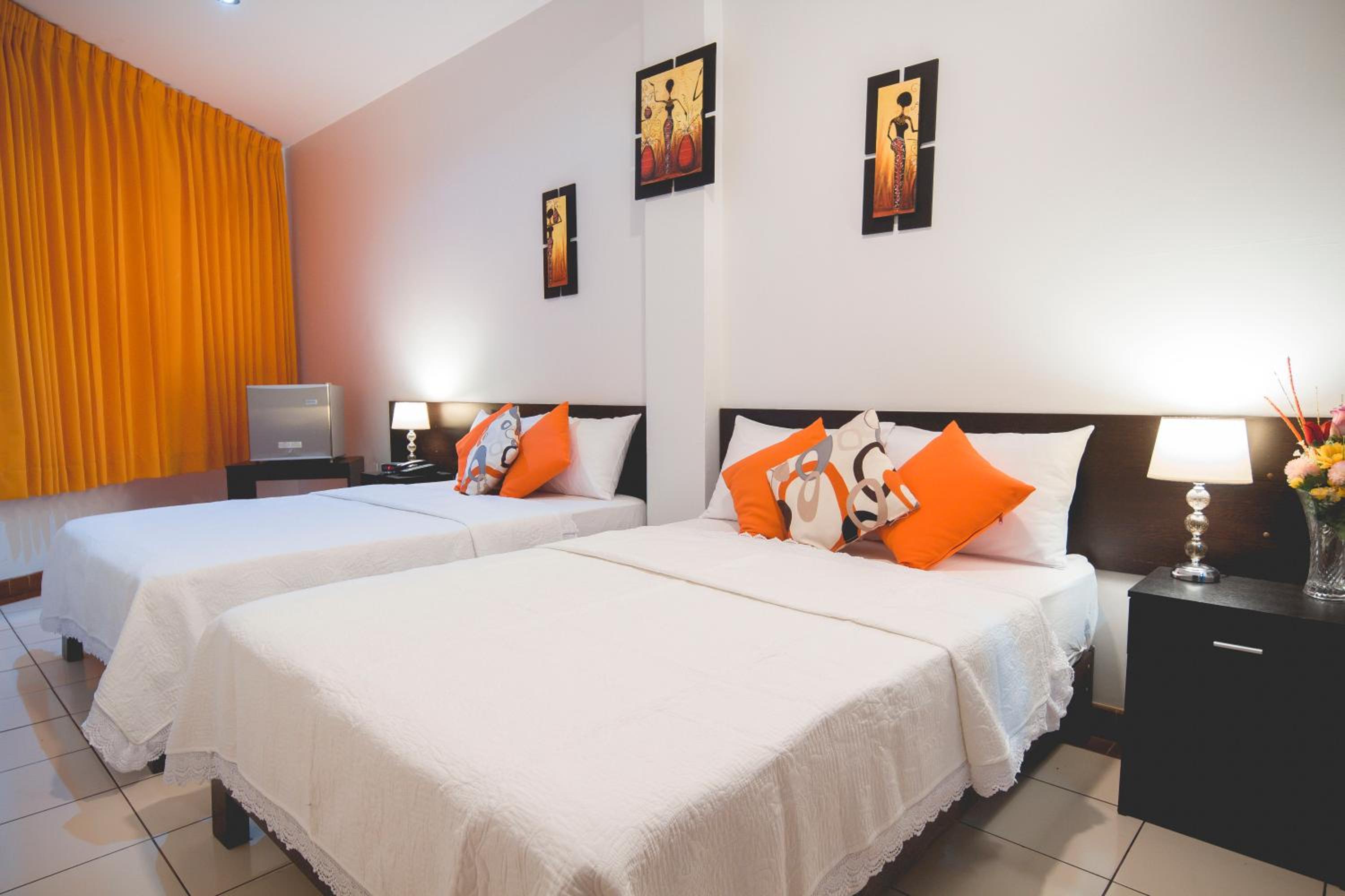 Economy Twin Room photo 1