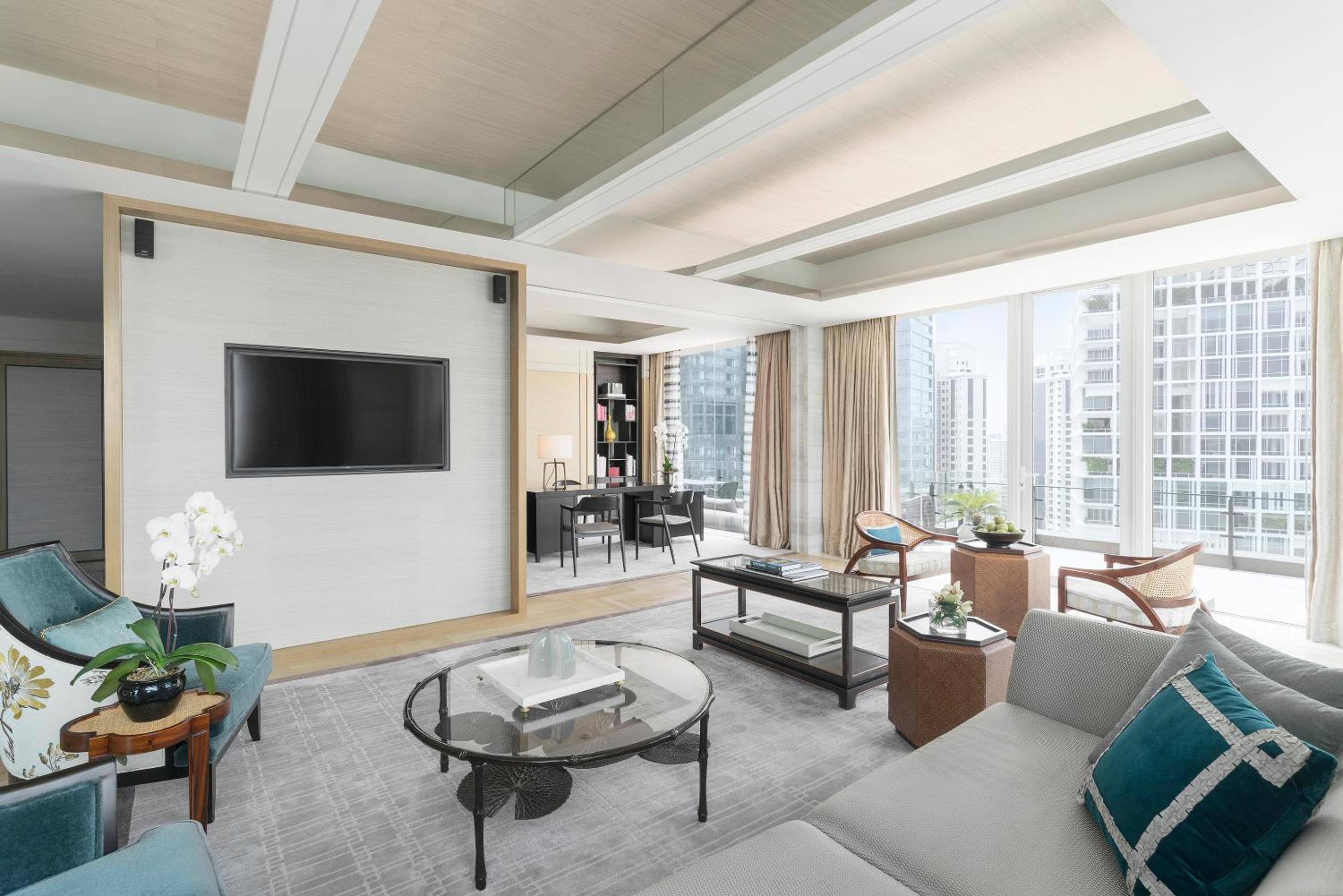 Tower Wing Grand Suite